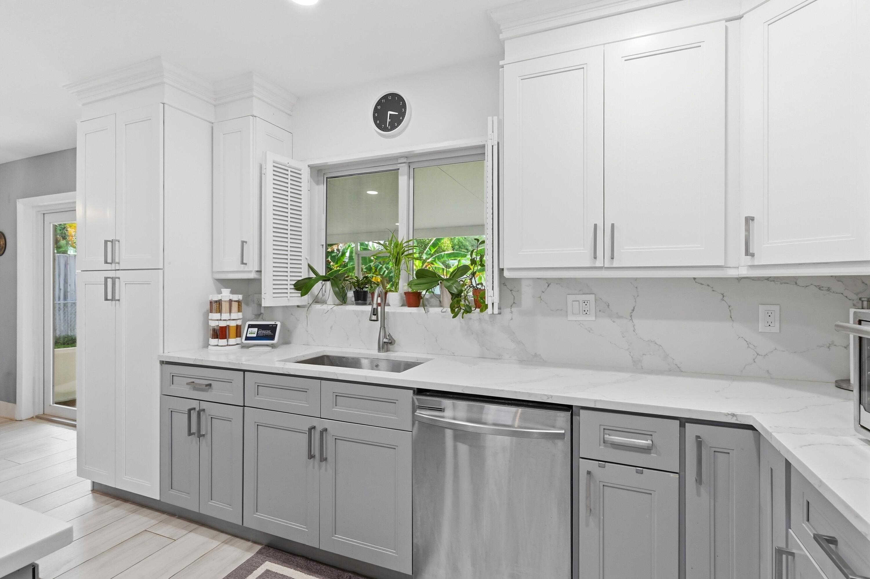 141 SE 8th Street
