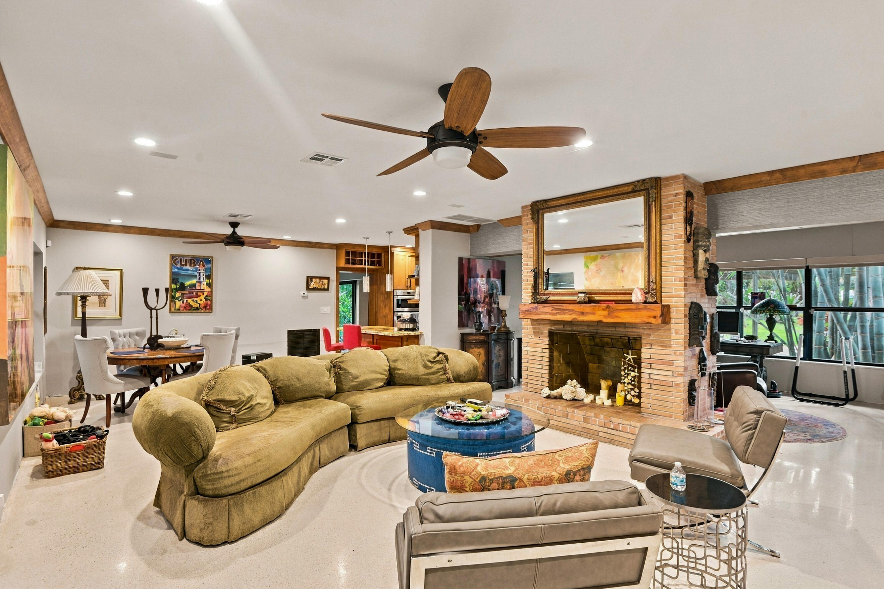 1549 SW 30th Place