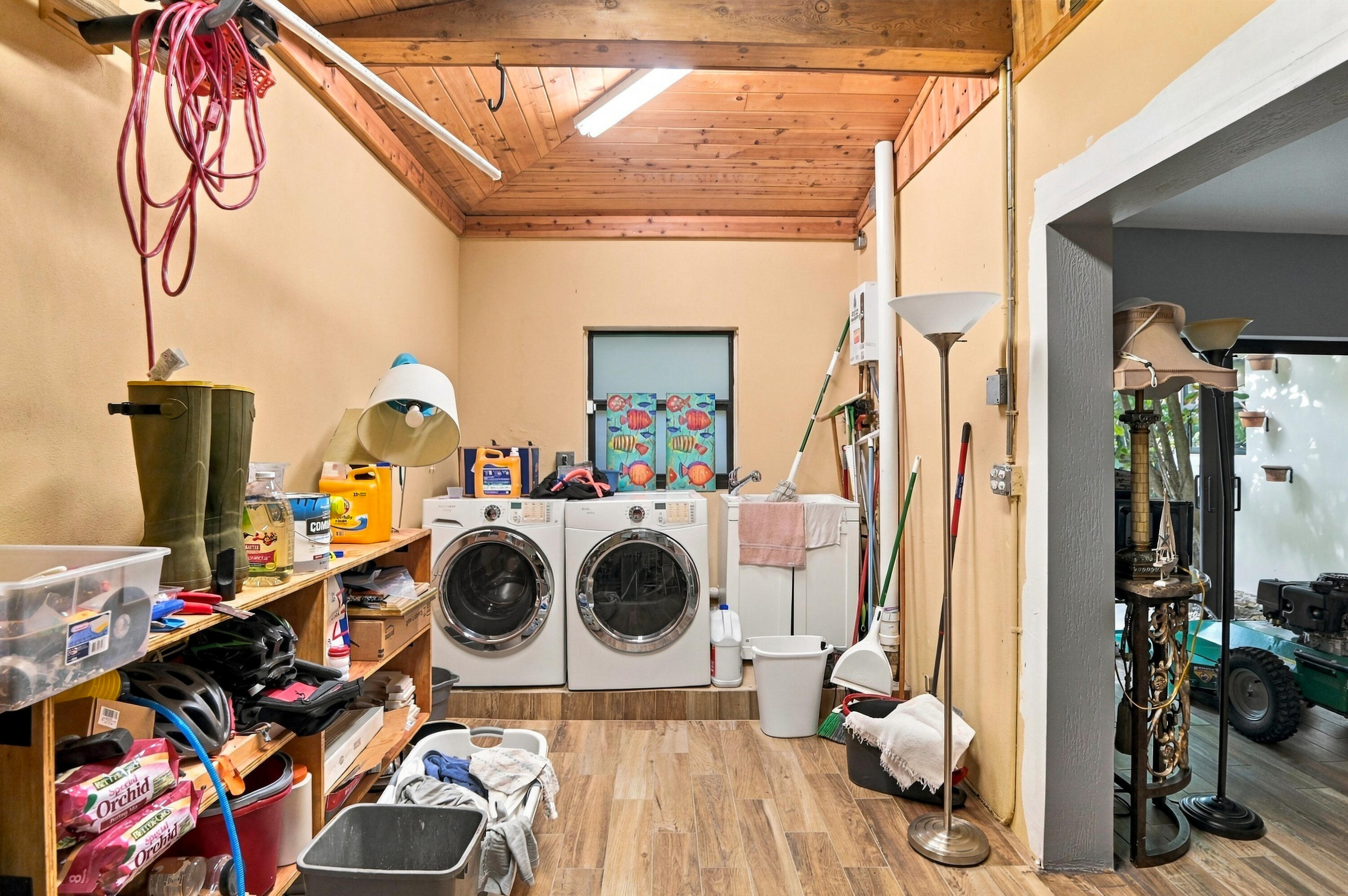 1549 SW 30TH Place