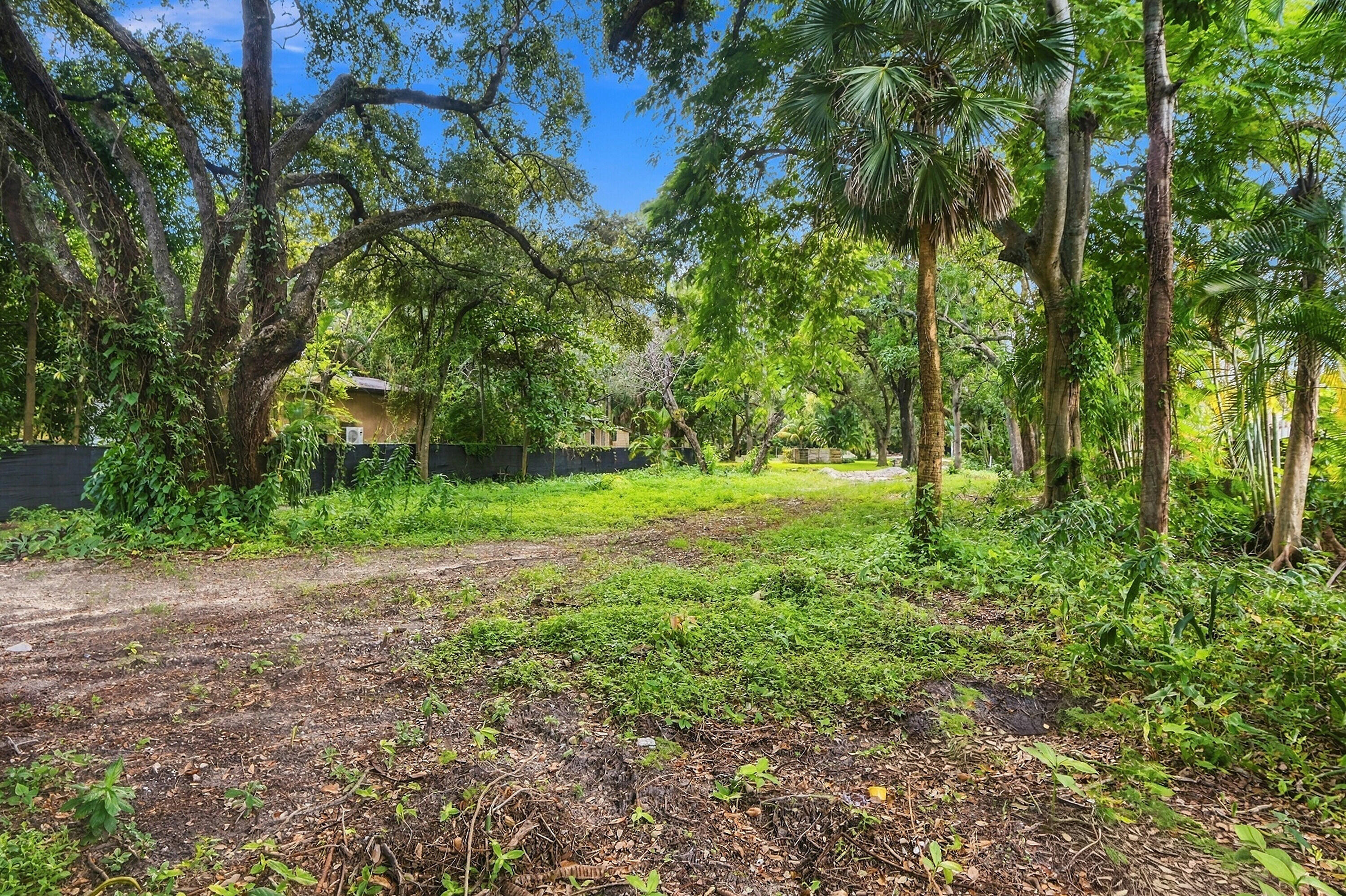 1549 SW 30TH Place