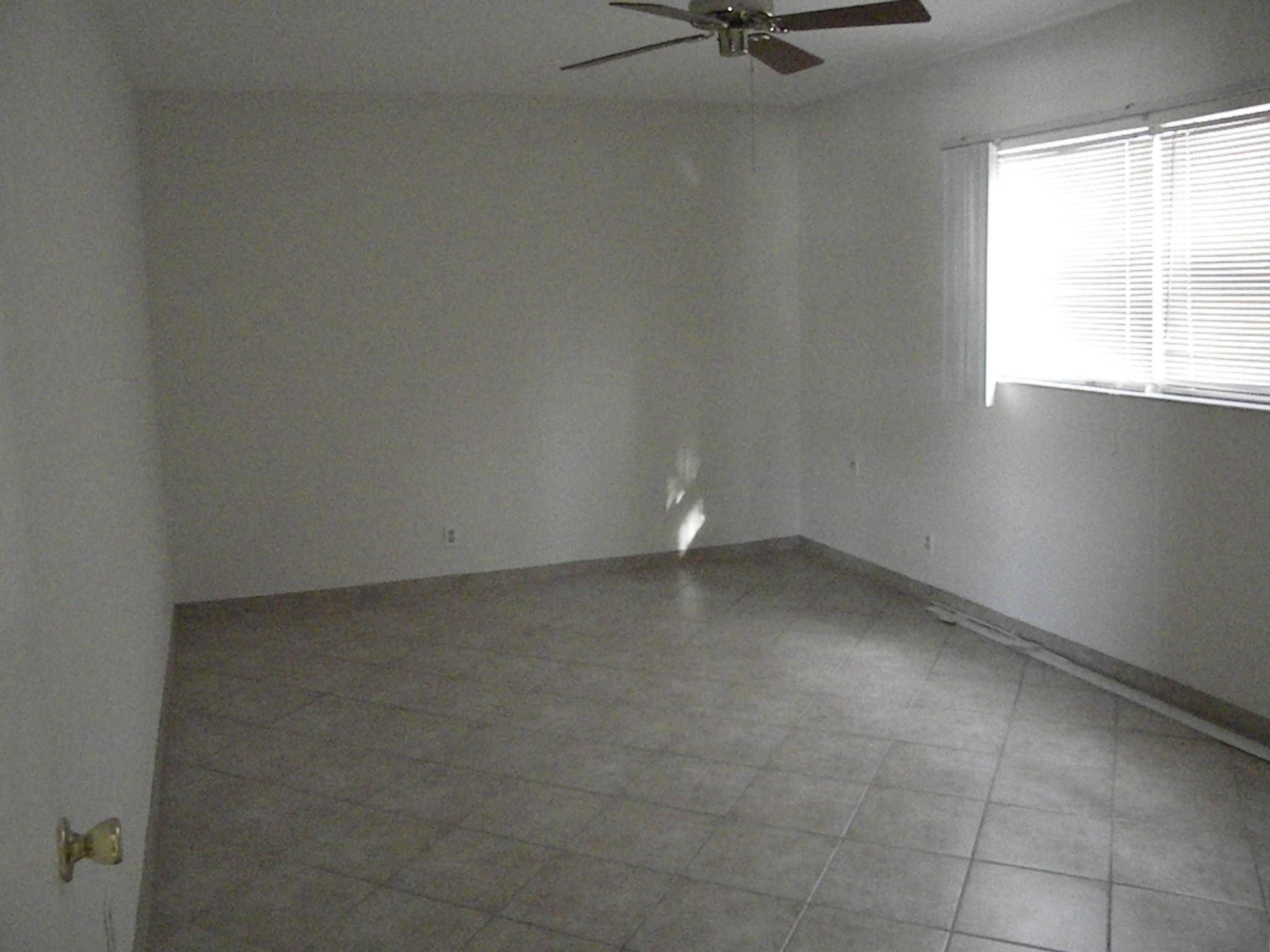 1450 N Riverside Drive 207