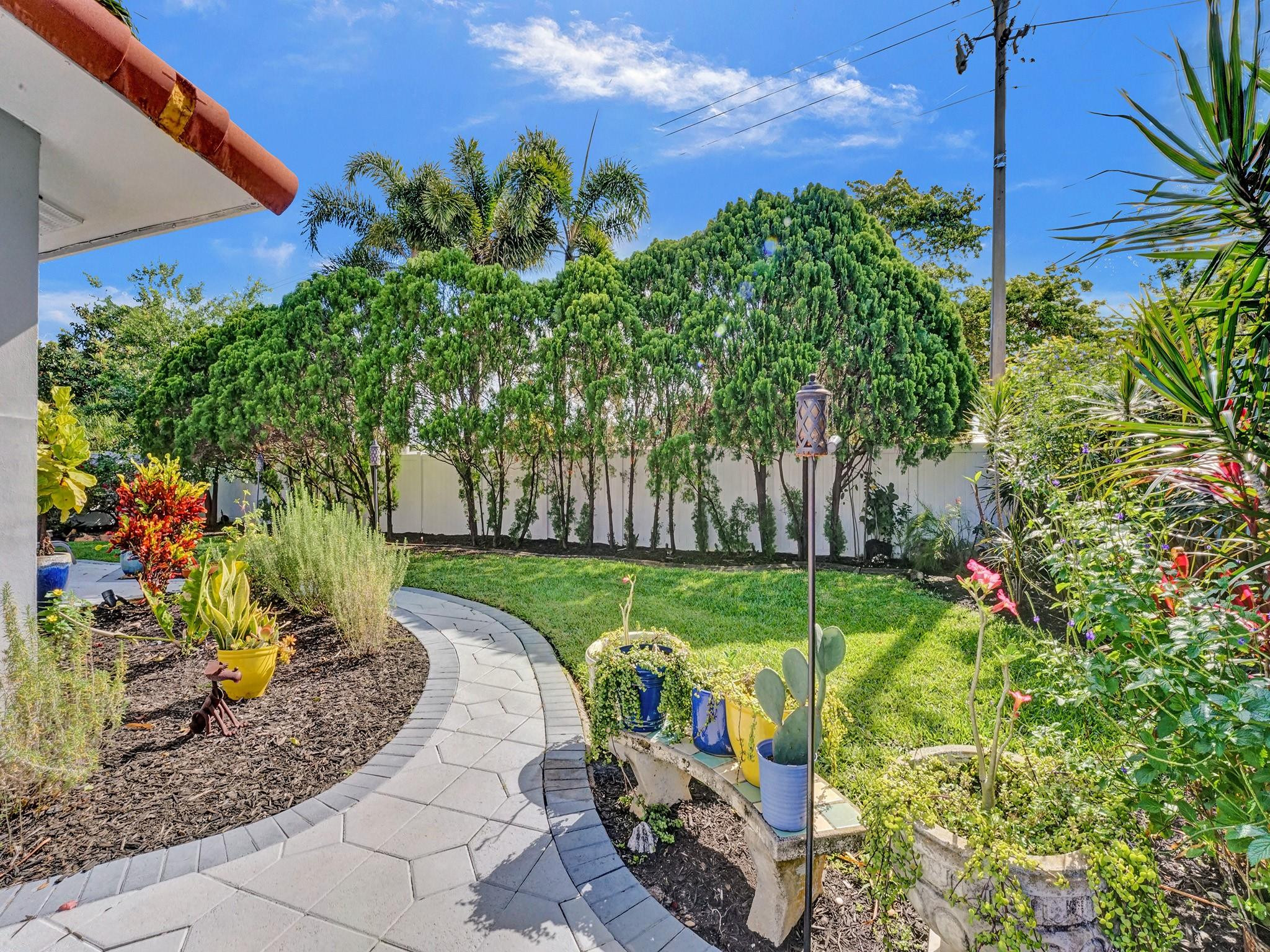 2166 NE 57th Street