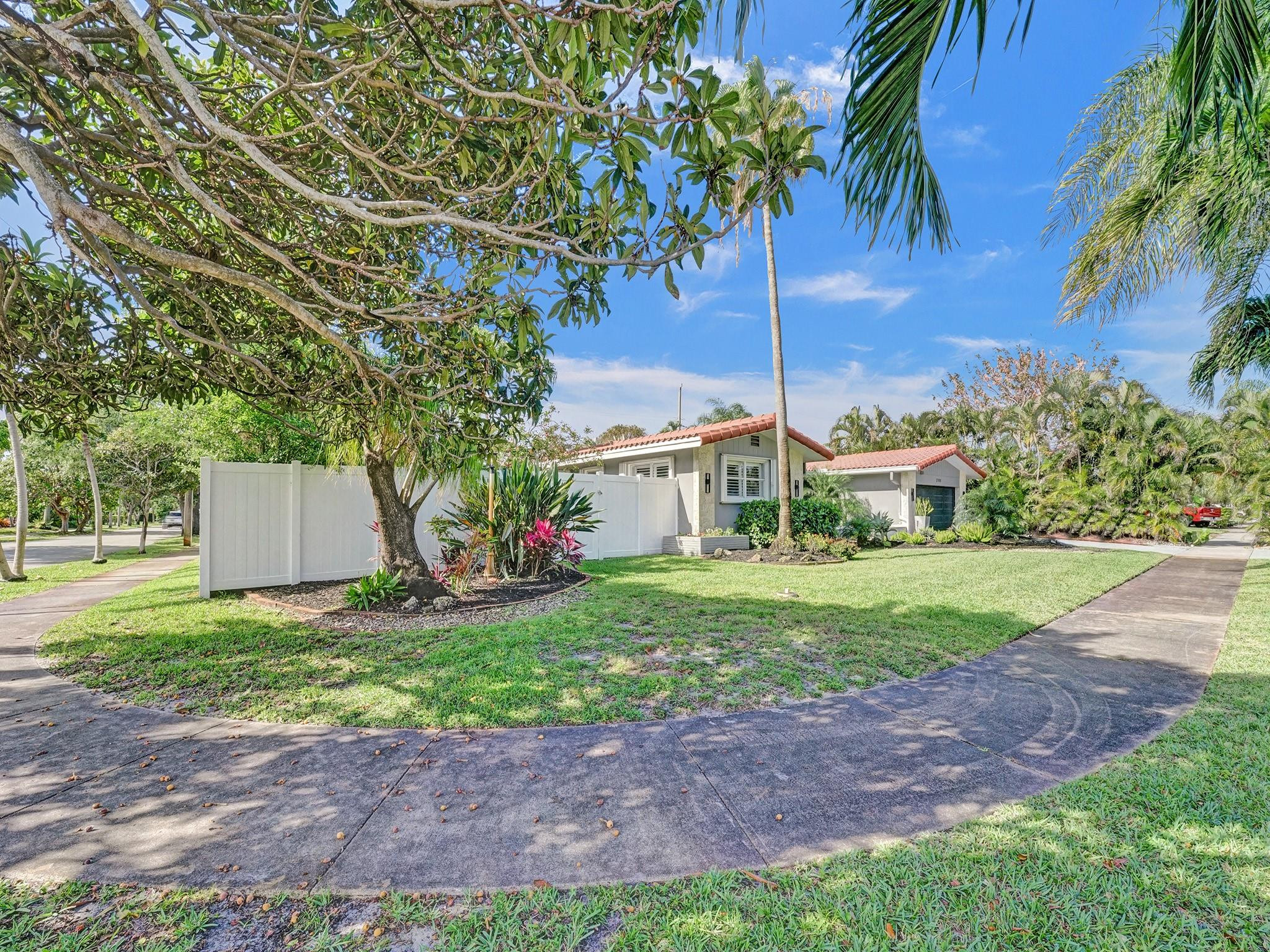 2166 NE 57th Street