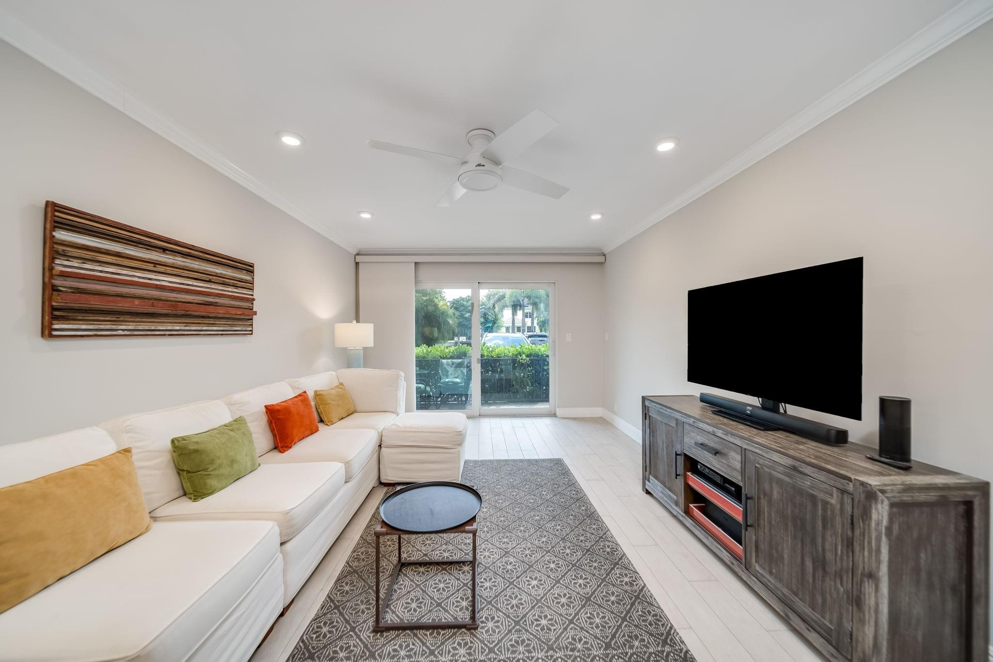 3004 NE 5th Terrace 102-C