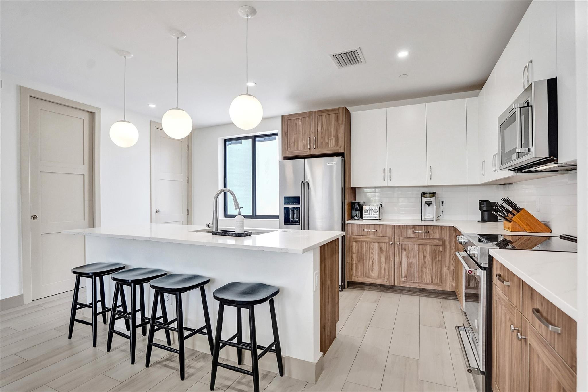 416 SE 12th Court