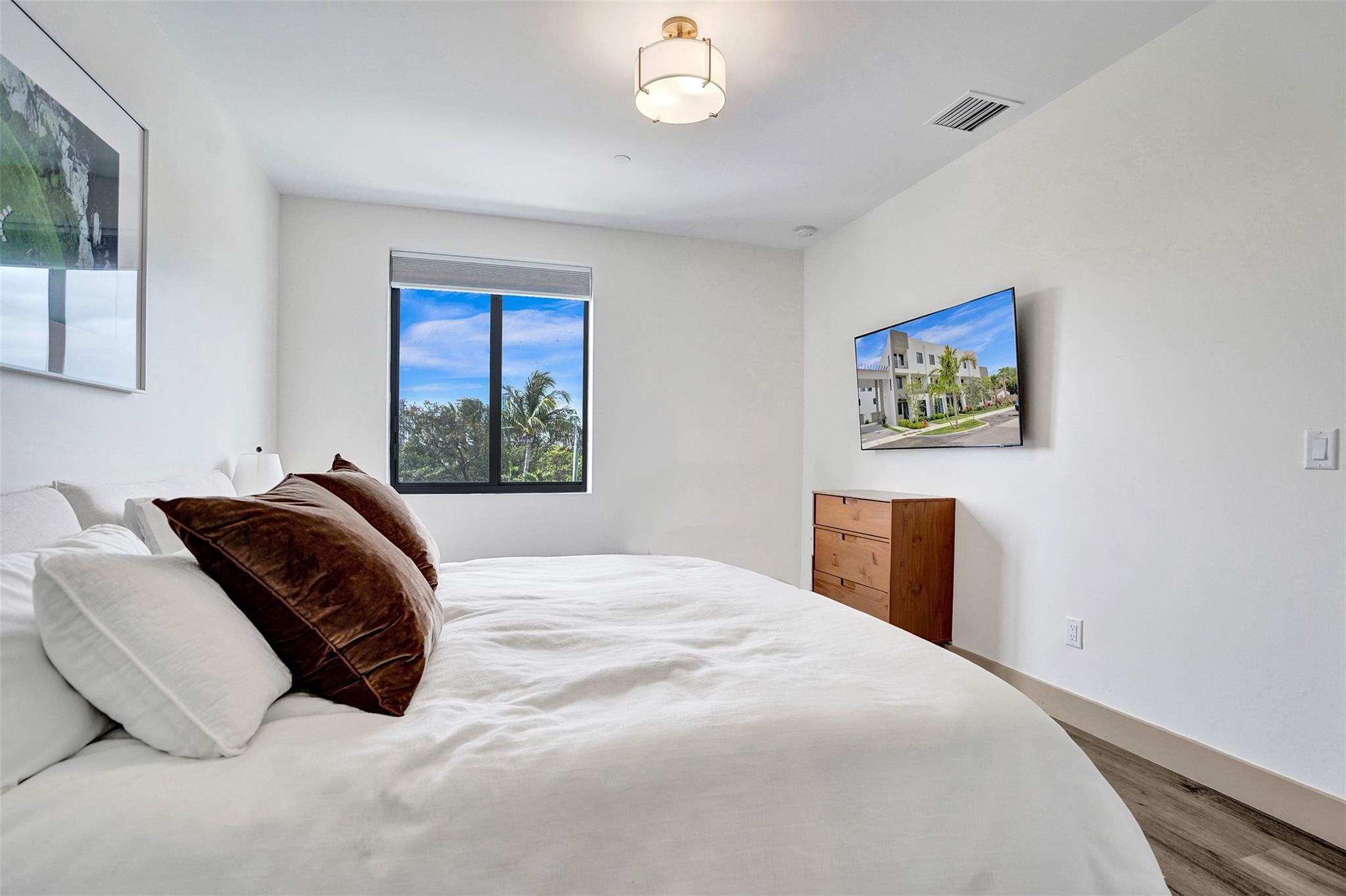 416 SE 12th Court