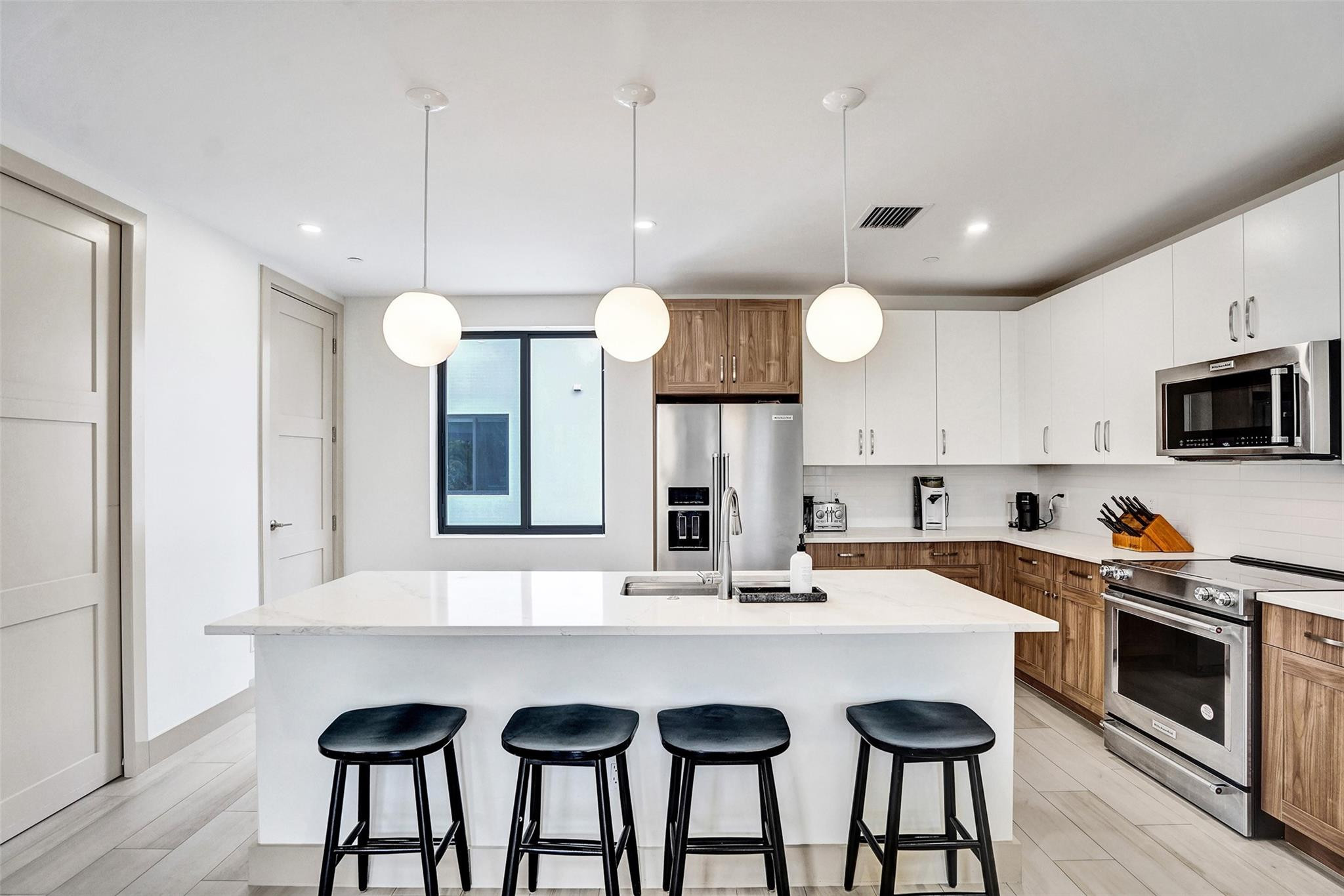 416 SE 12th Court