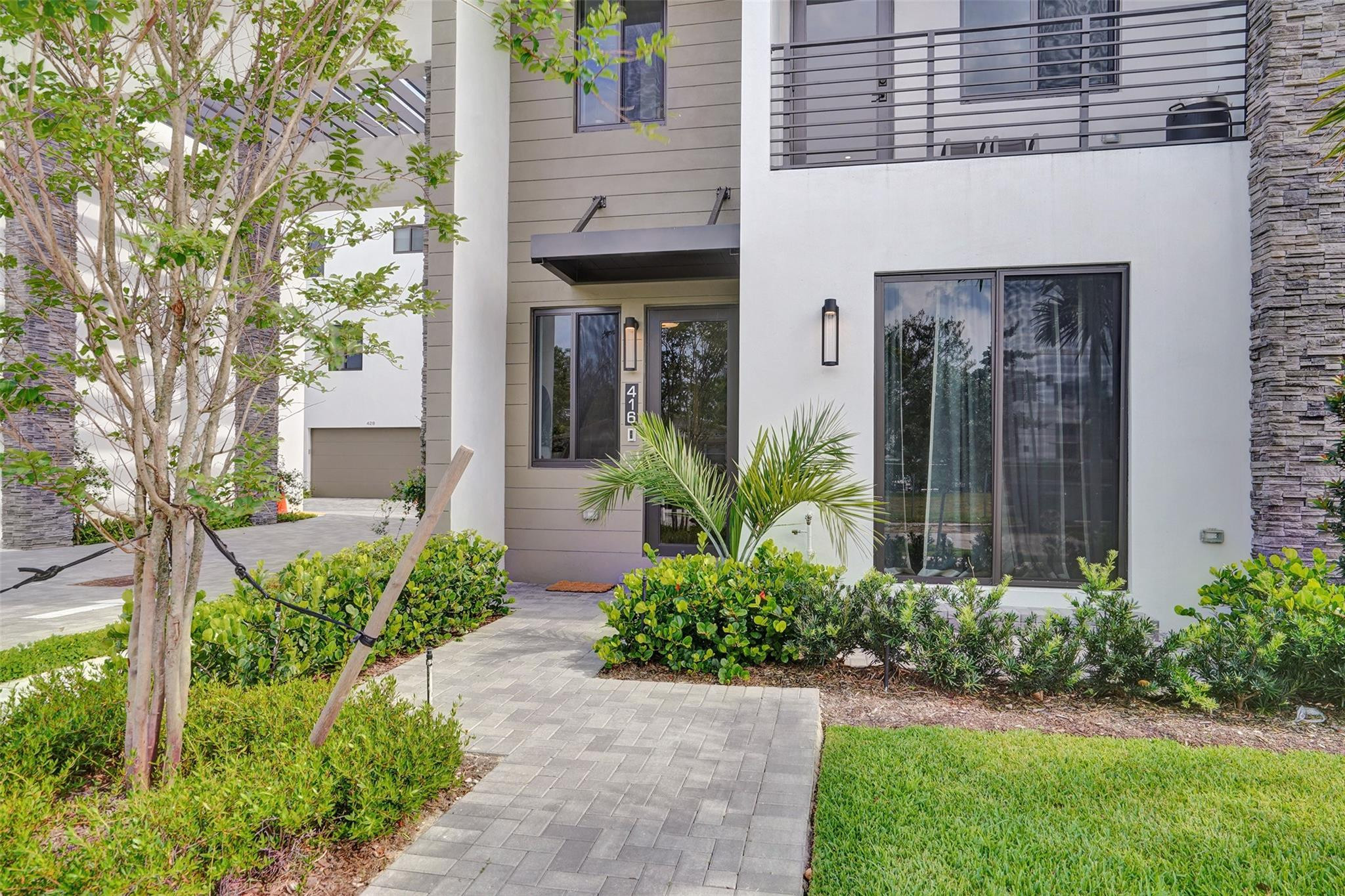 416 SE 12th Court