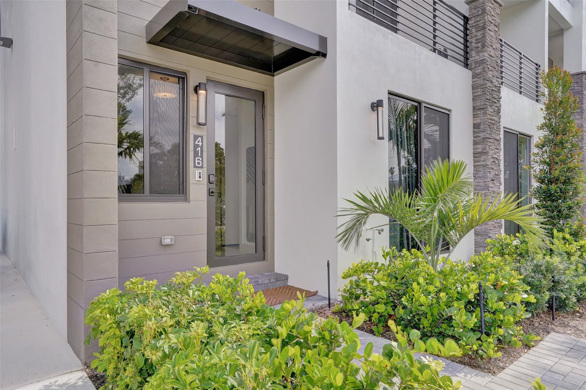 416 SE 12th Court