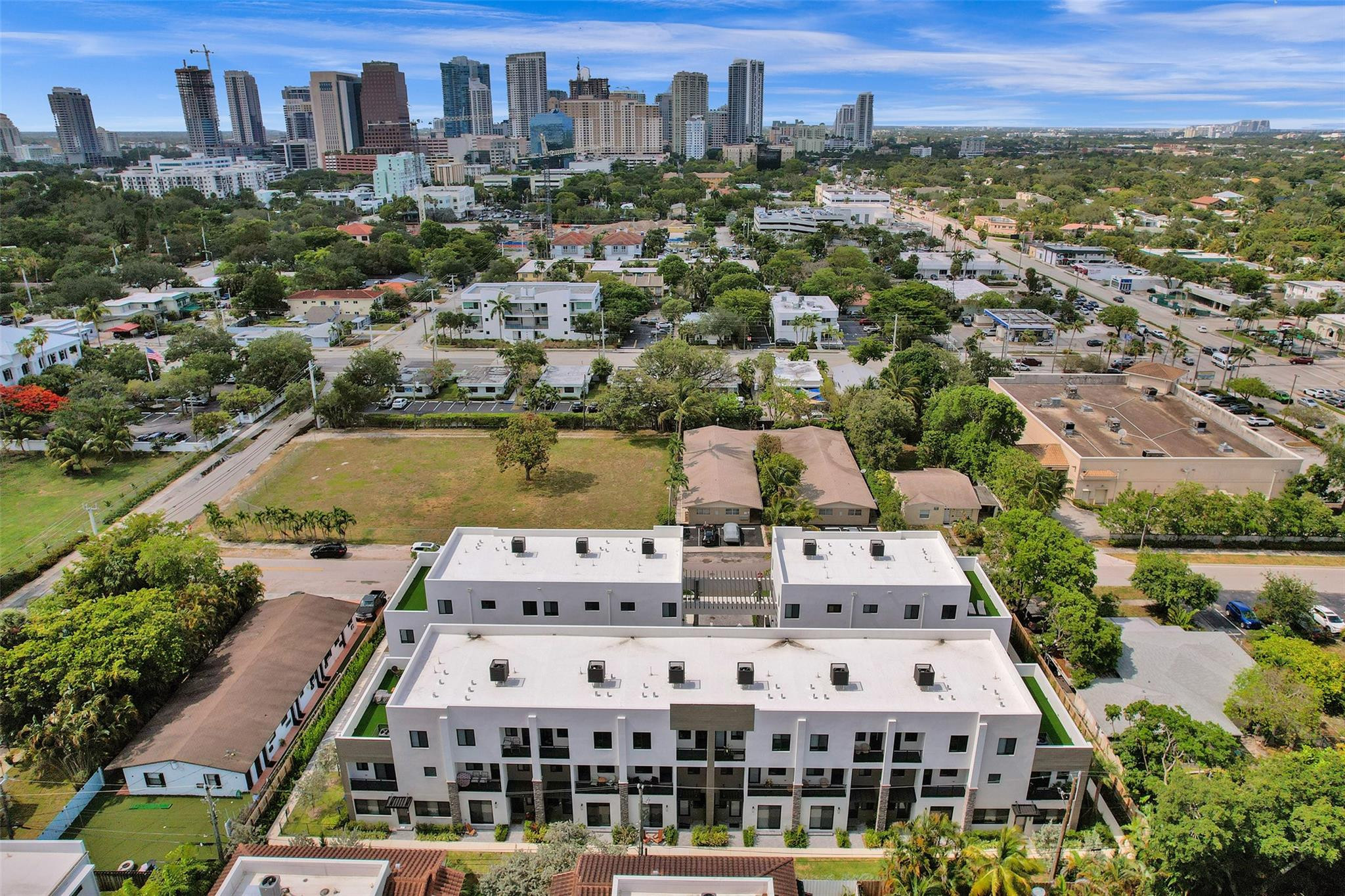 416 SE 12th Court