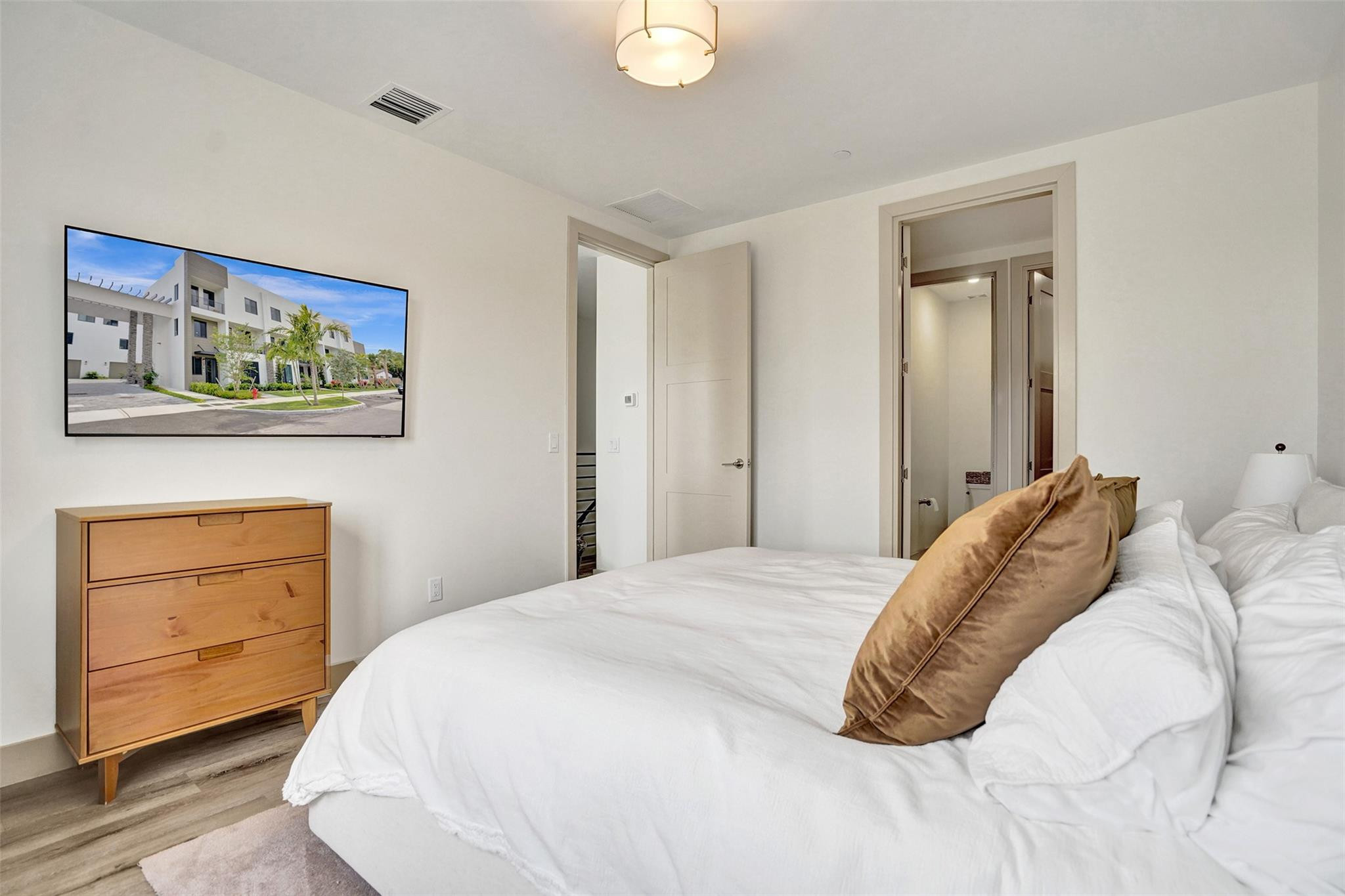416 SE 12th Court