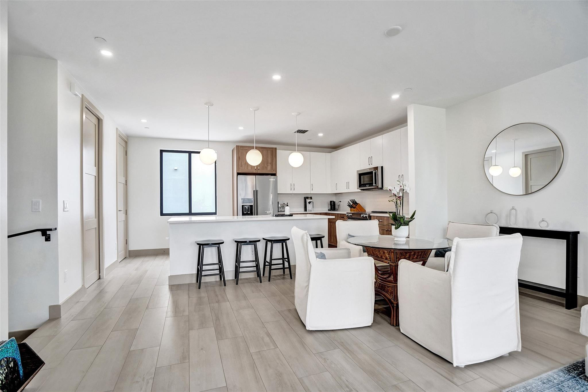 416 SE 12th Court