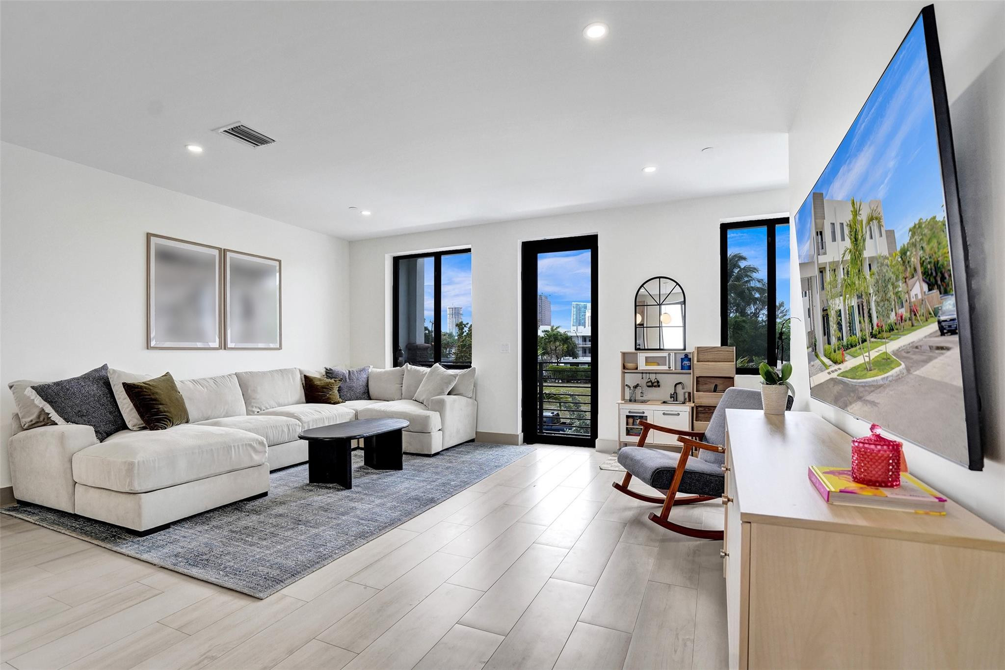 416 SE 12th Court