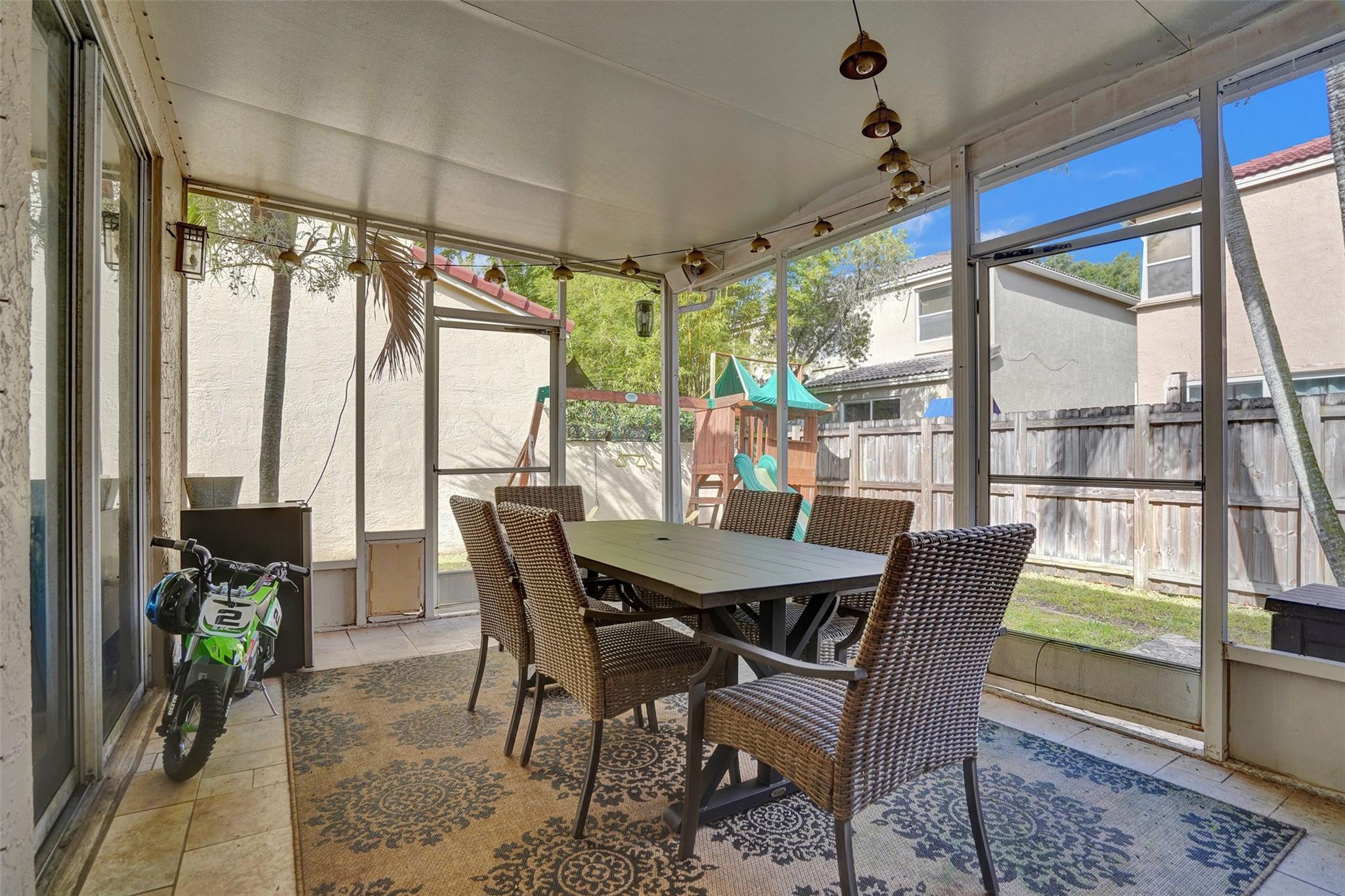 568 NW 87th Terrace