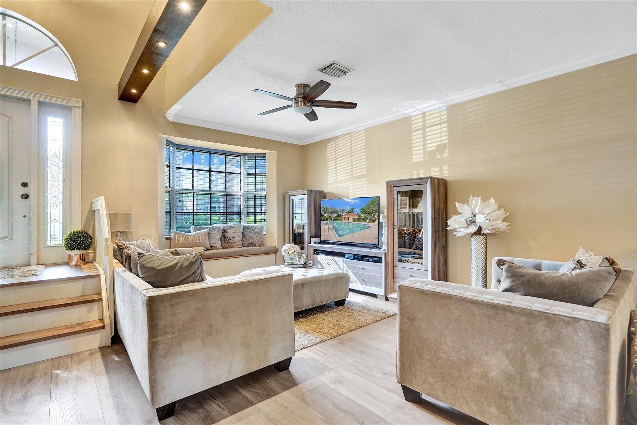 568 NW 87th Terrace