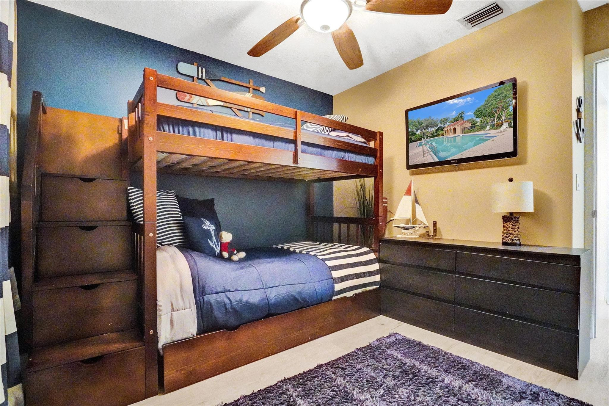 568 NW 87th Terrace