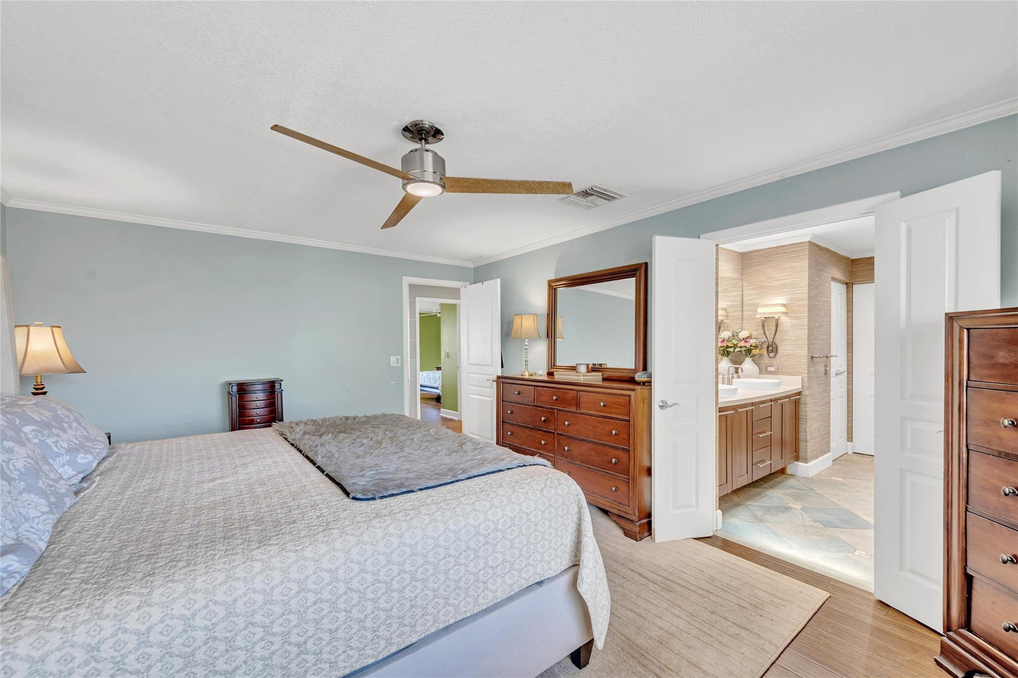 1404 NE 9th Street *