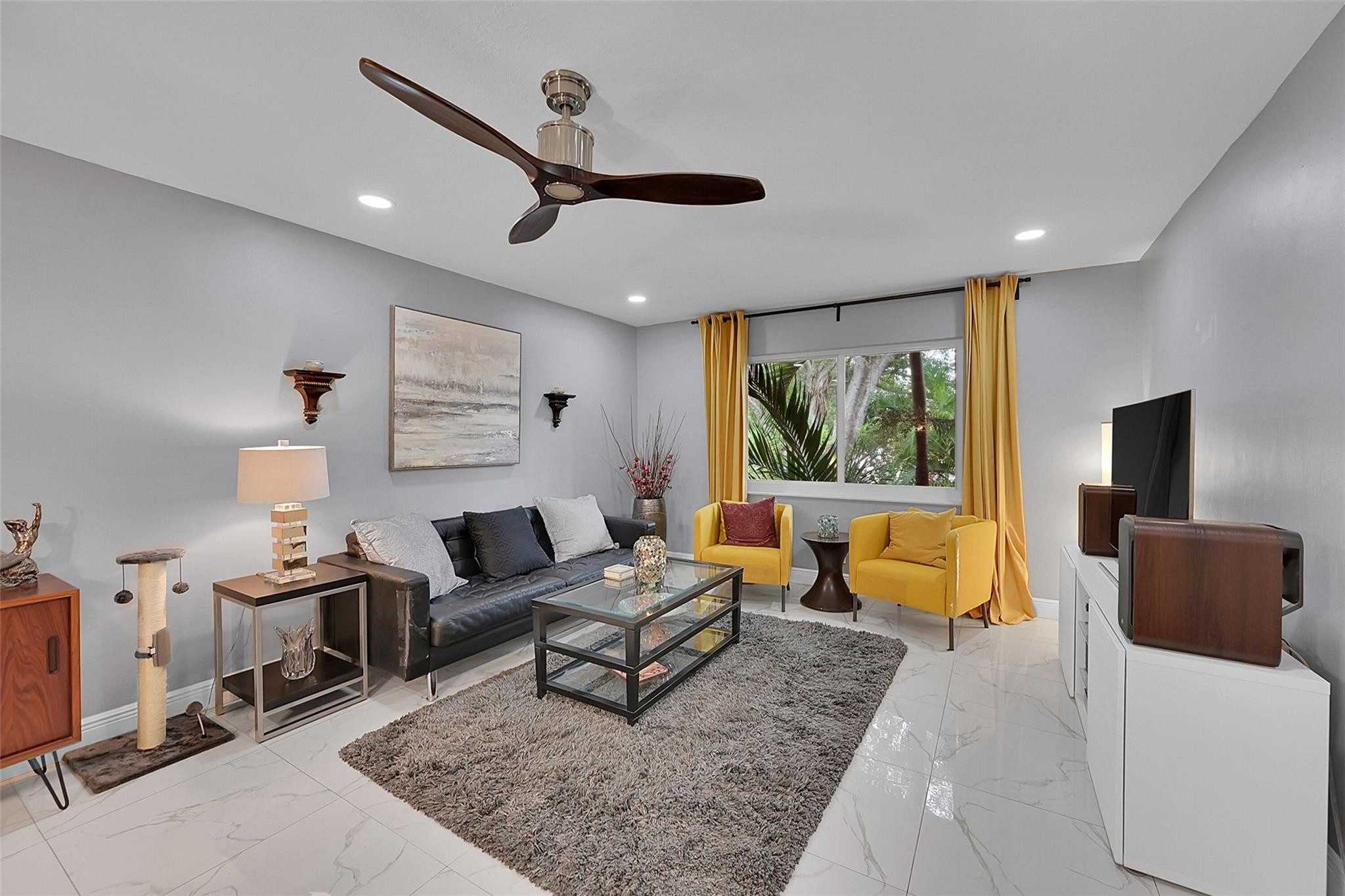 1920 NE 1st Terrace 214H