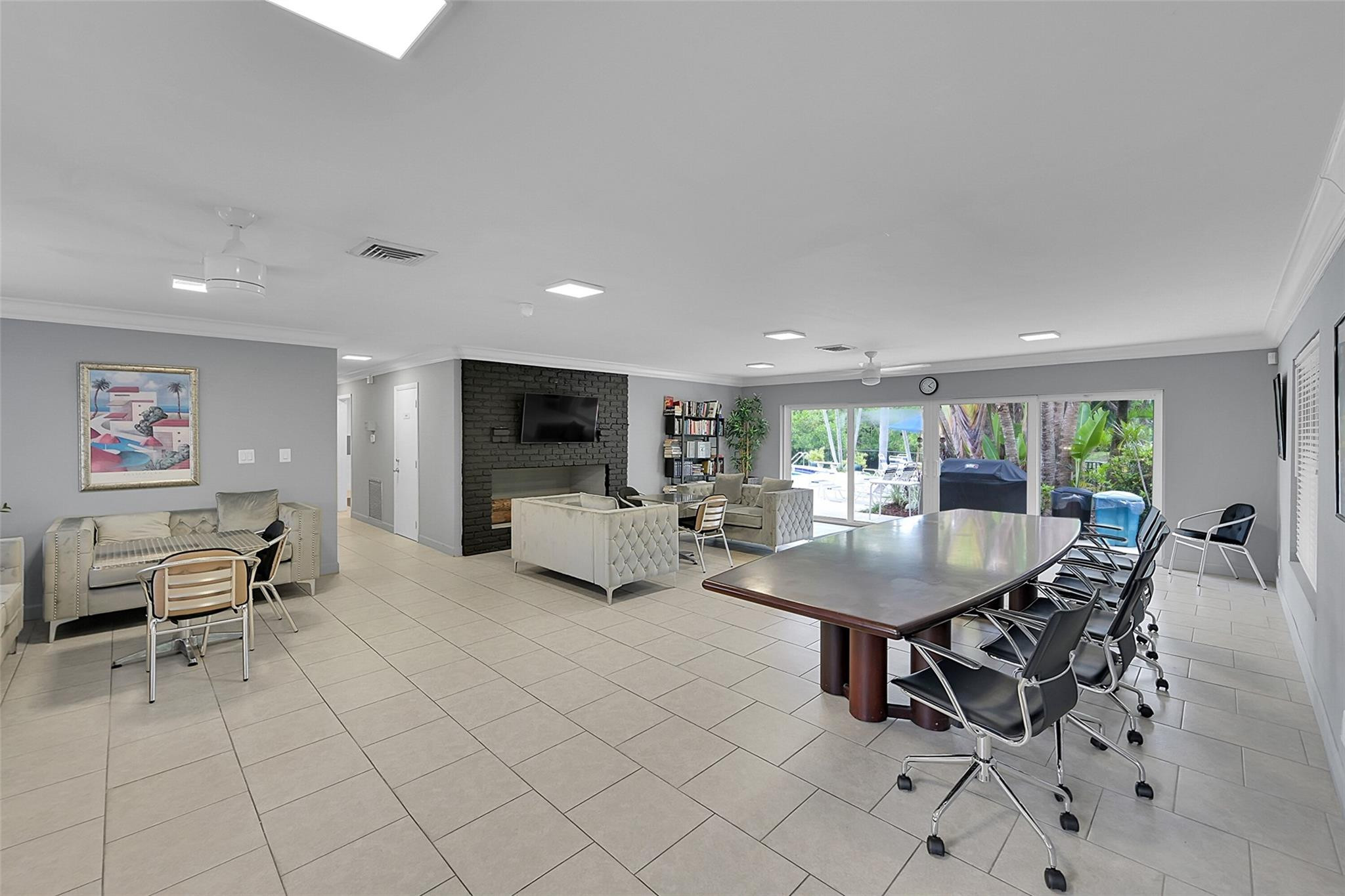 1920 NE 1st Terrace 214H