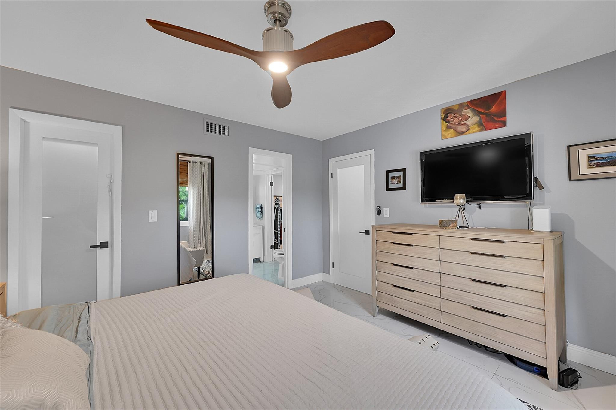 1920 NE 1st Terrace 214H