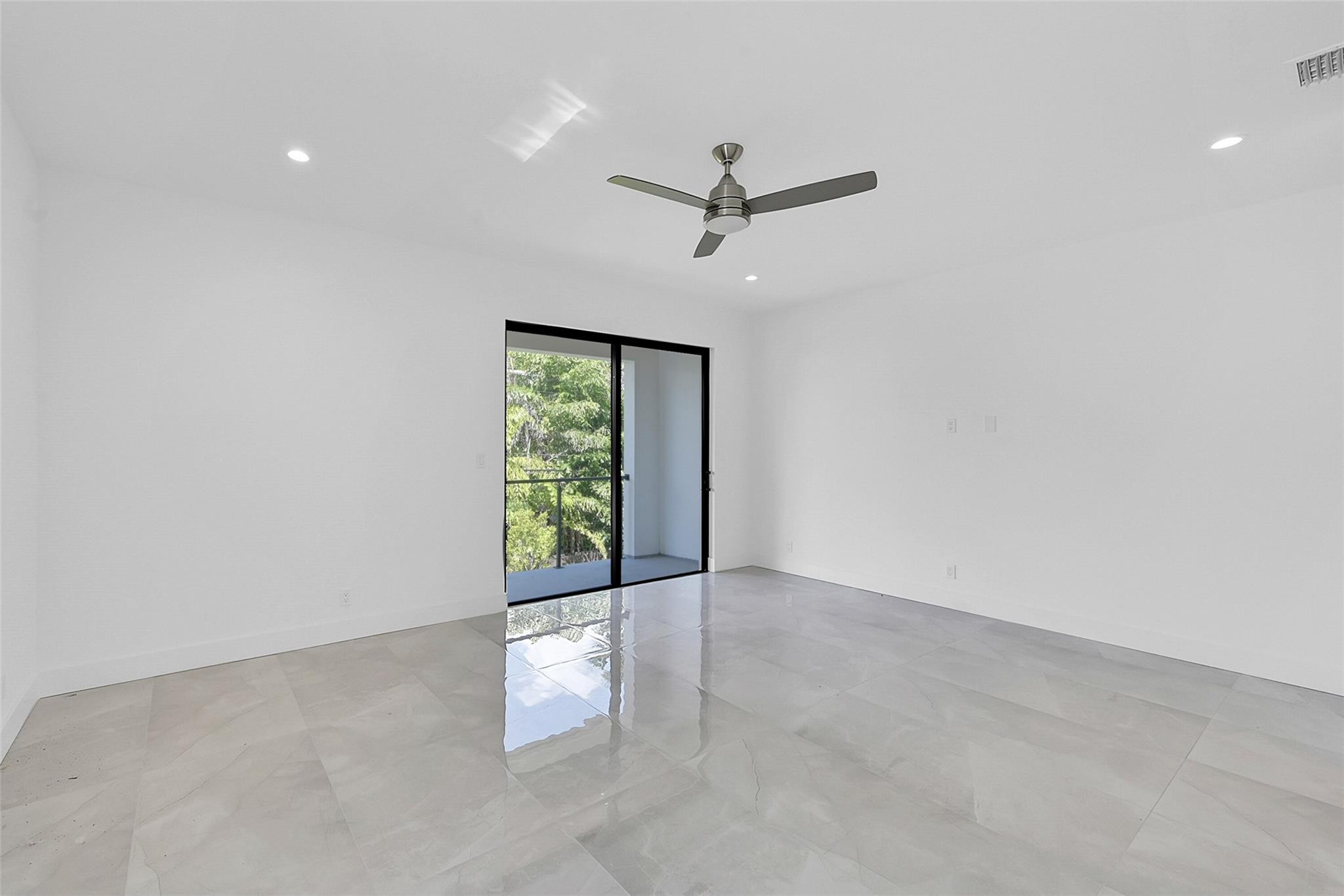 803 NE 16th Terrace