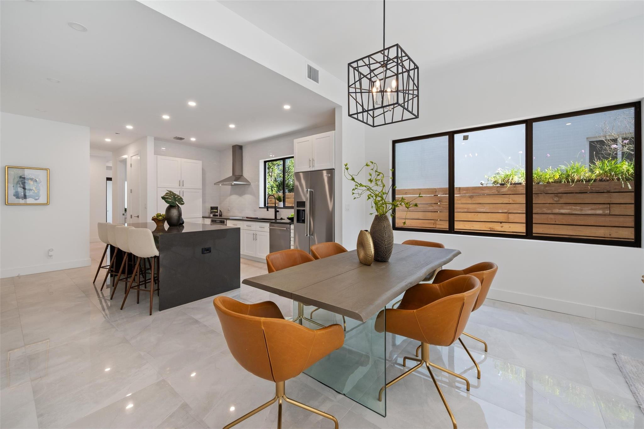 803 NE 16th Terrace