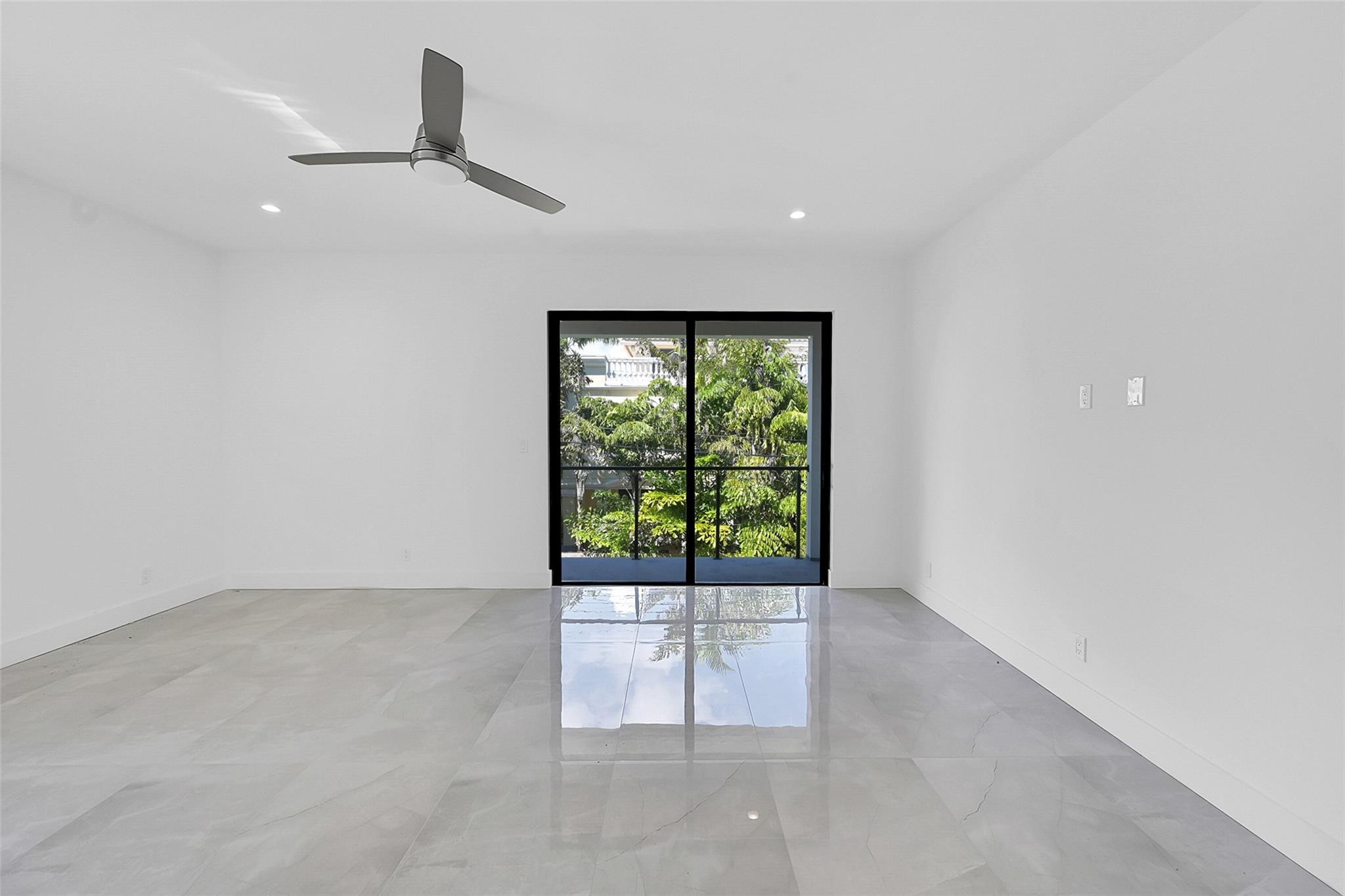 803 NE 16th Terrace