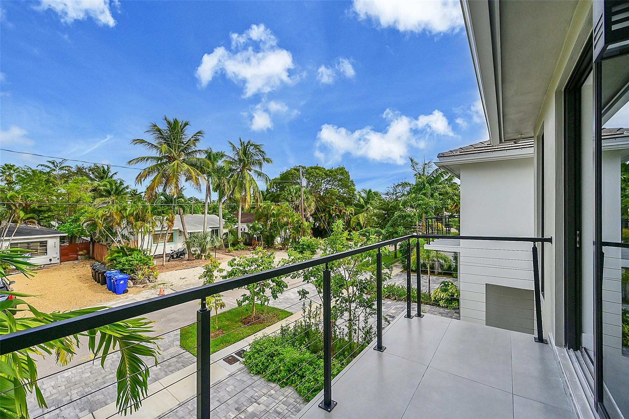 809 NE 16th Terrace