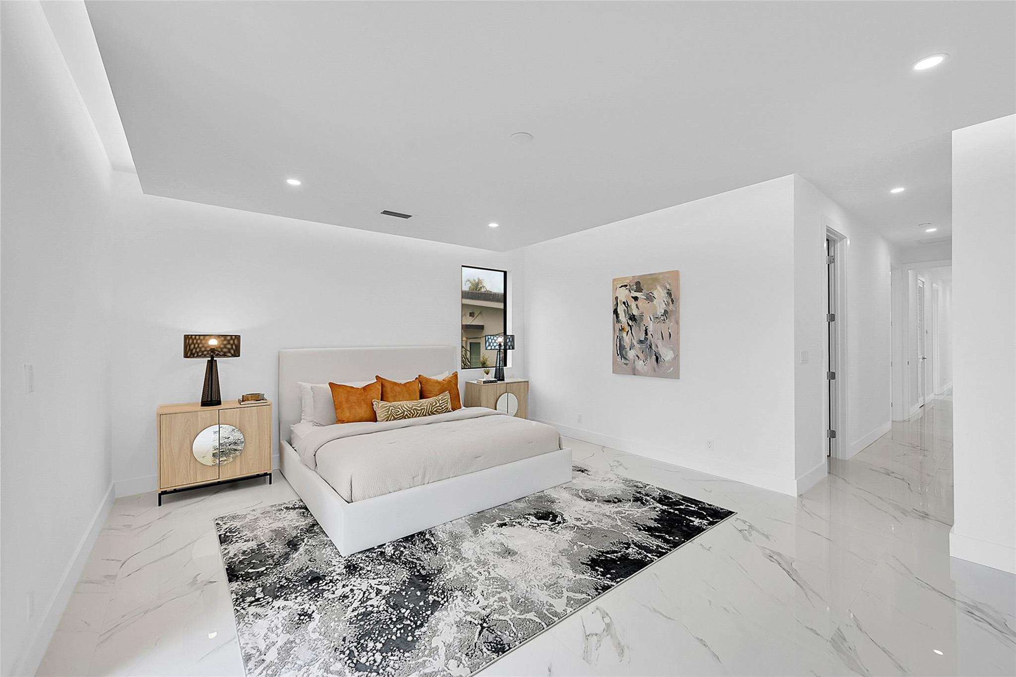 809 NE 16th Terrace