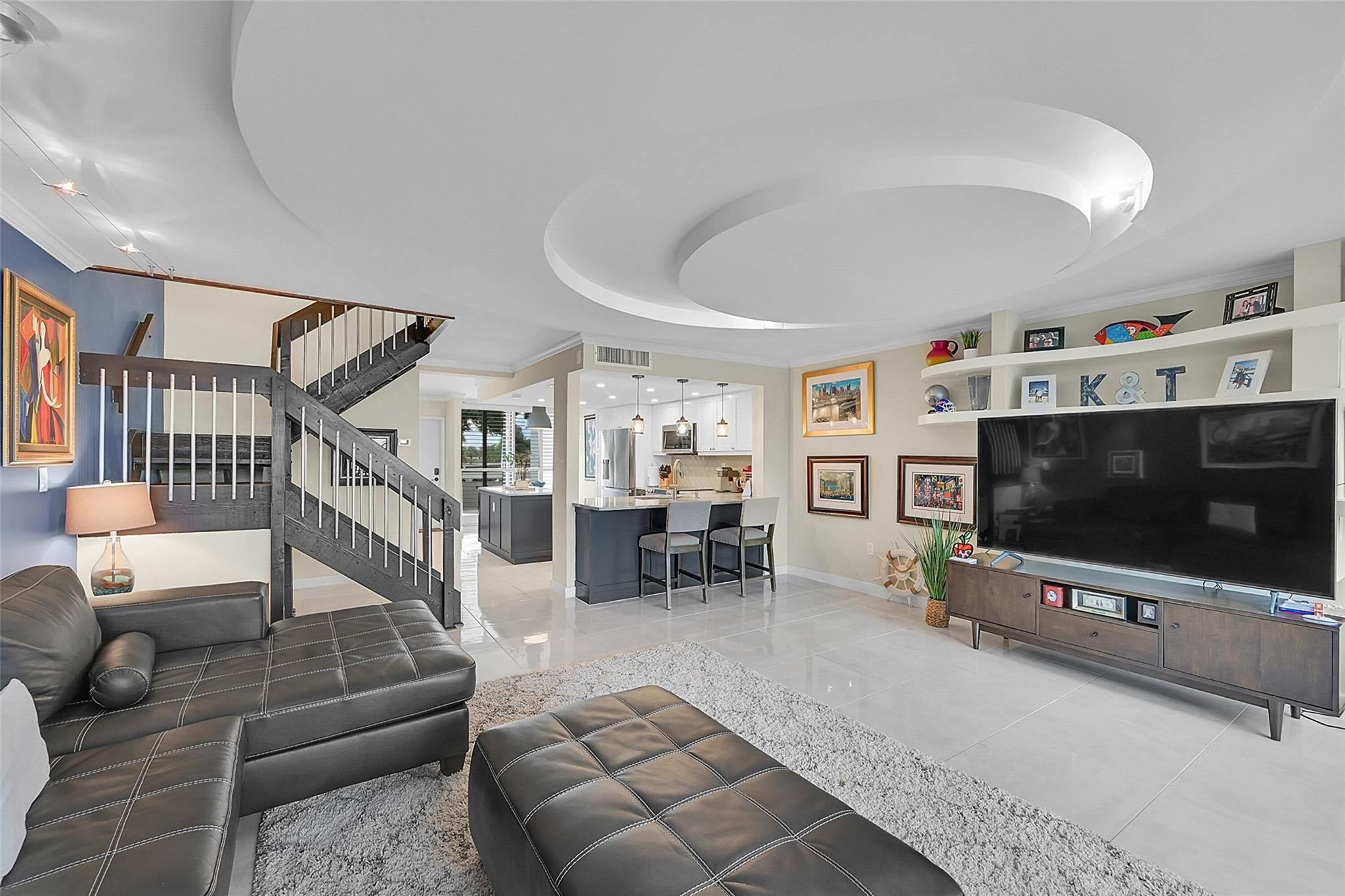 1100 SE 5th Court 63