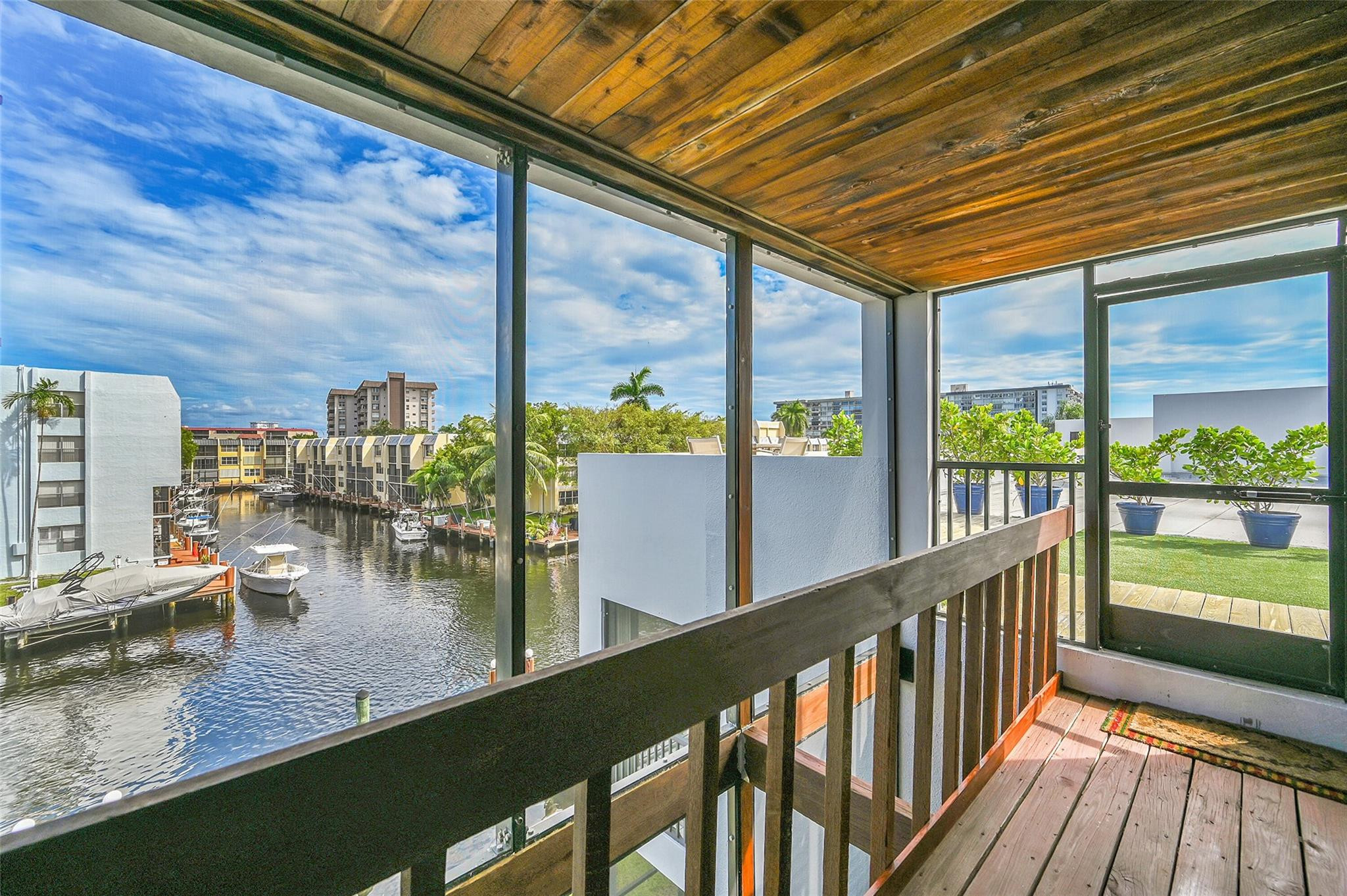 1100 SE 5th Court 63