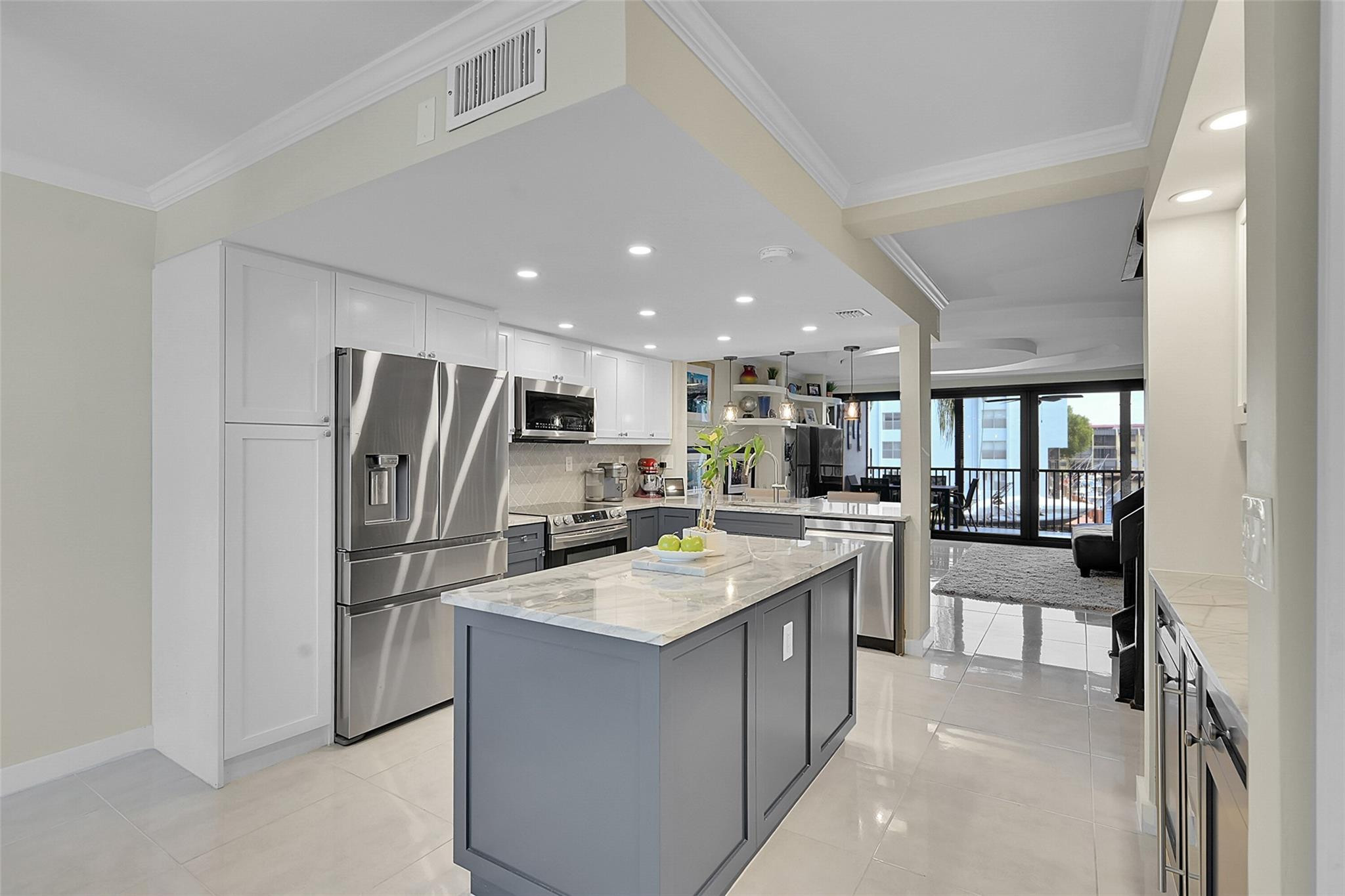 1100 SE 5th Court 63