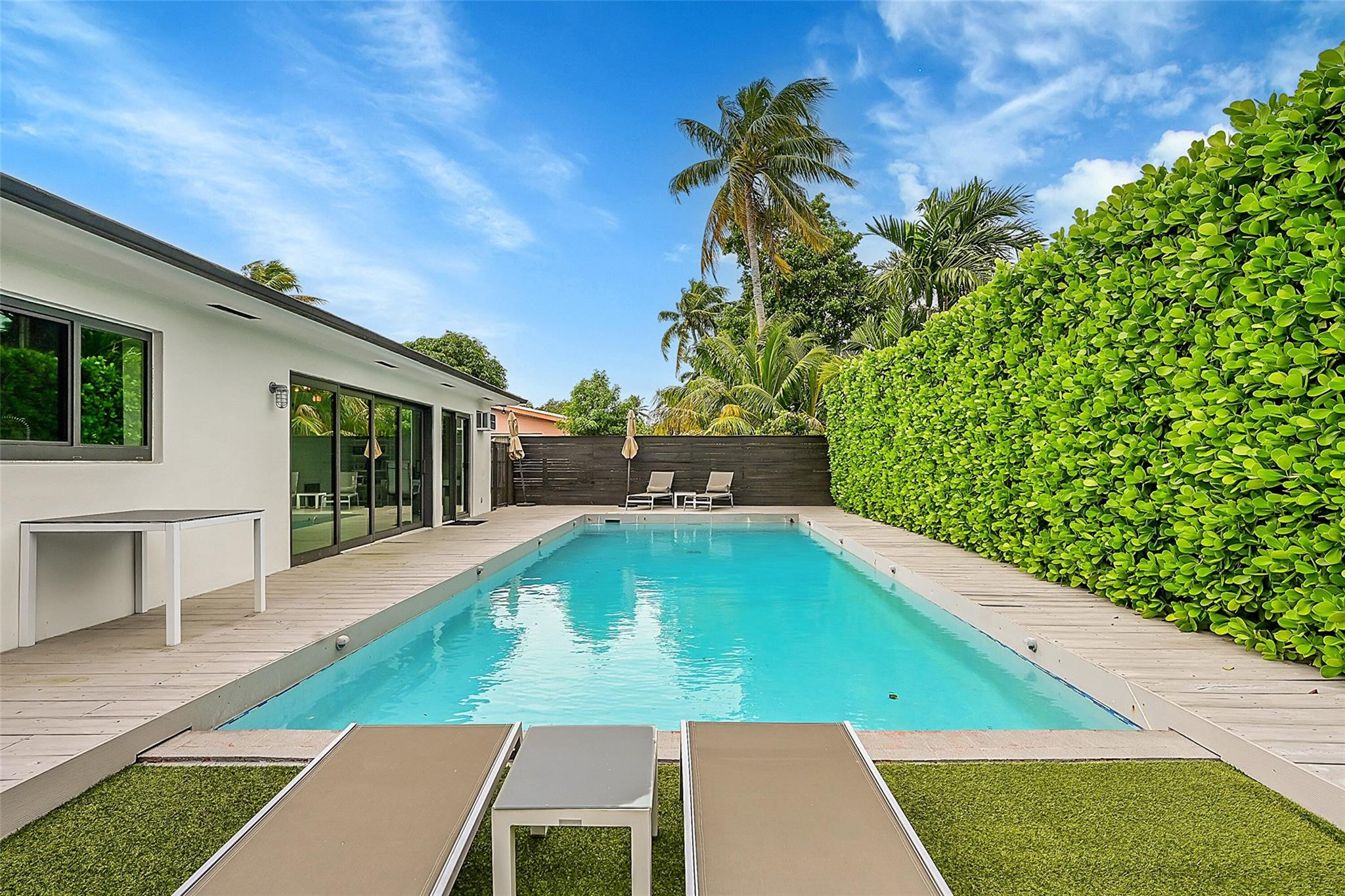 535 NE 113th Street