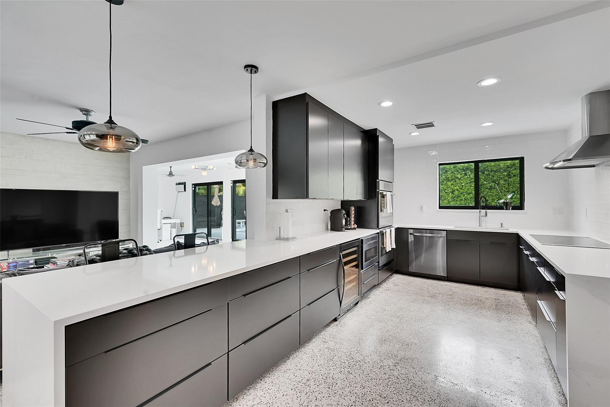 535 NE 113th Street