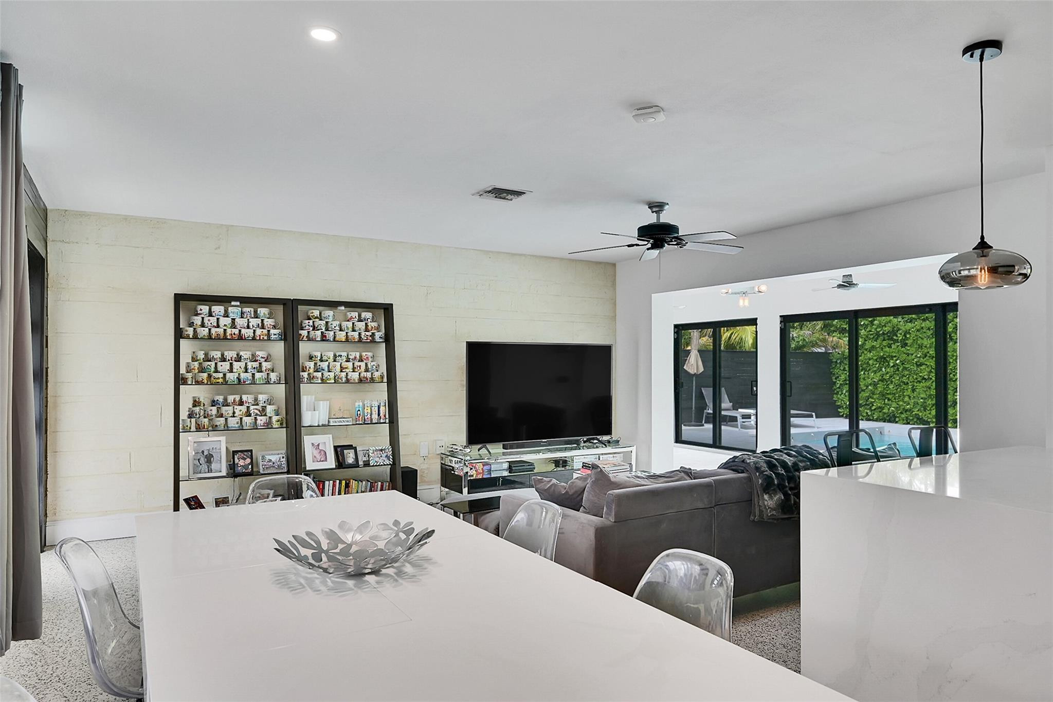 535 NE 113th Street