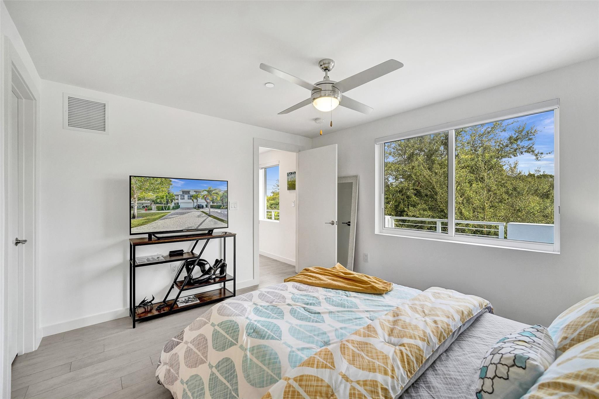 2620 NE 14th Street 2