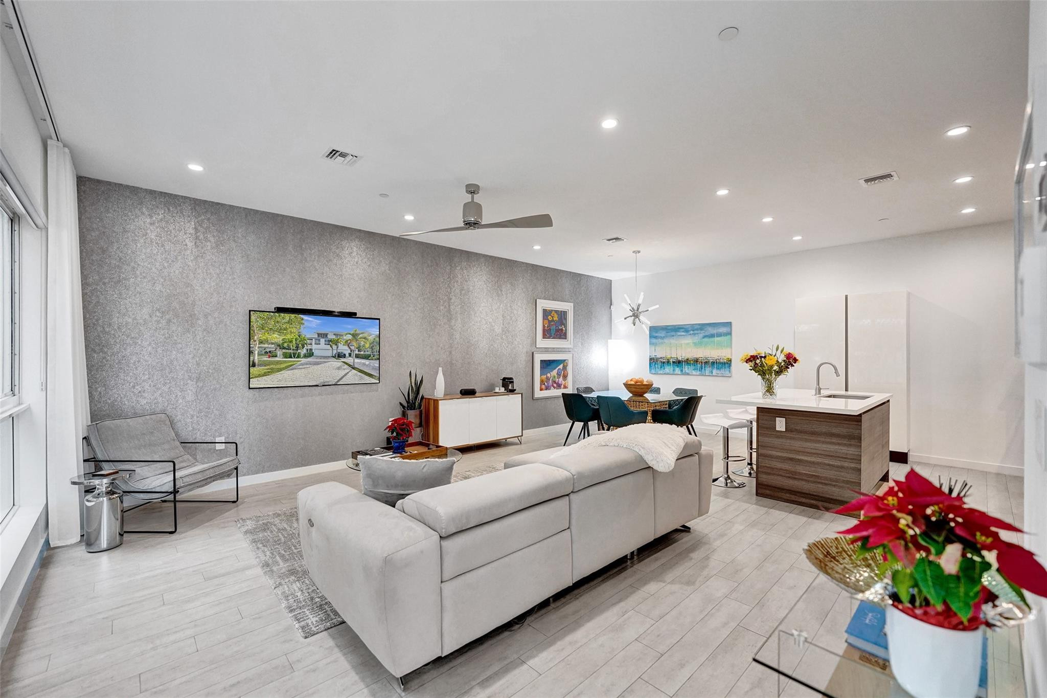 2620 NE 14th Street 2