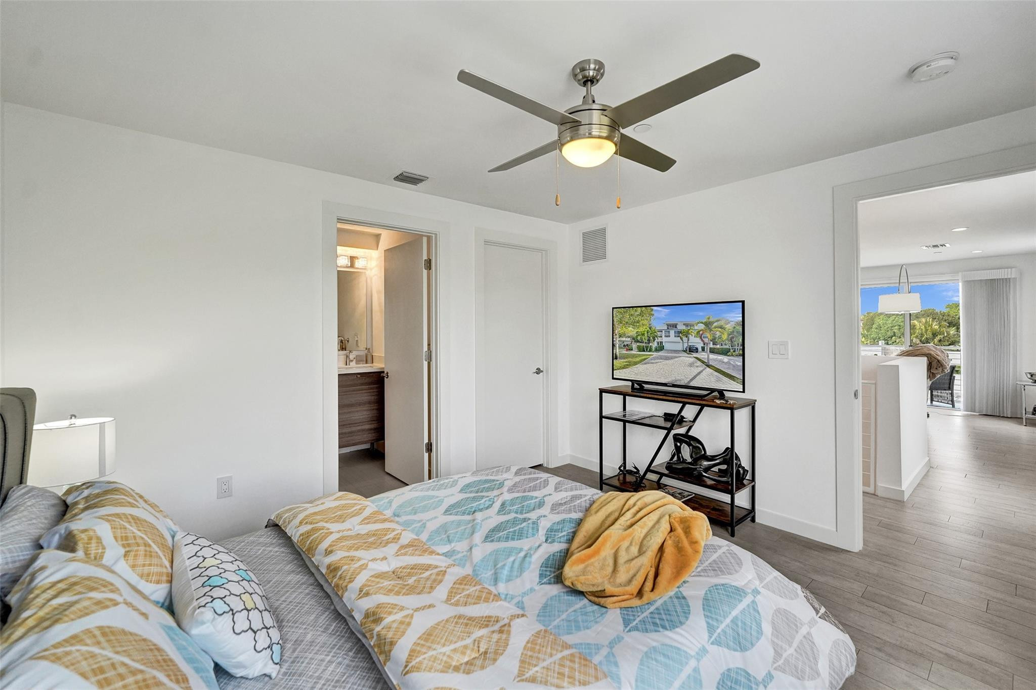2620 NE 14th Street 2