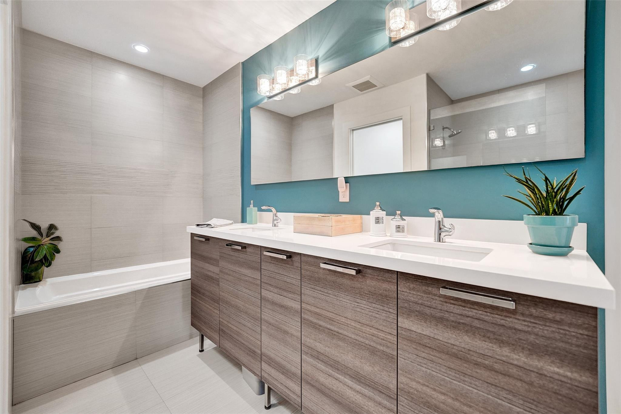 2620 NE 14th Street 2
