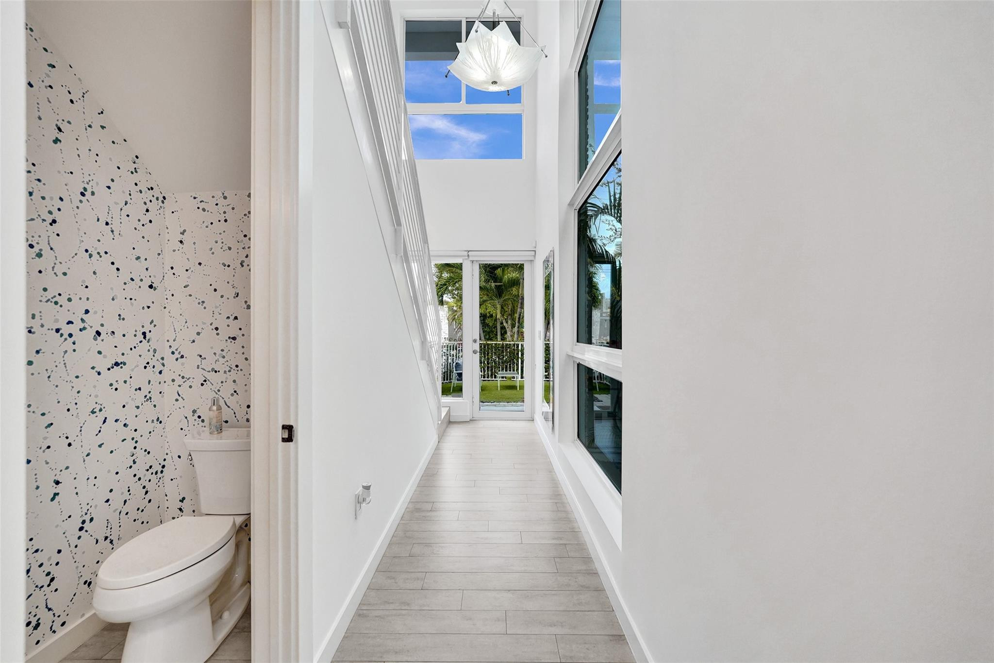 2620 NE 14th Street 2