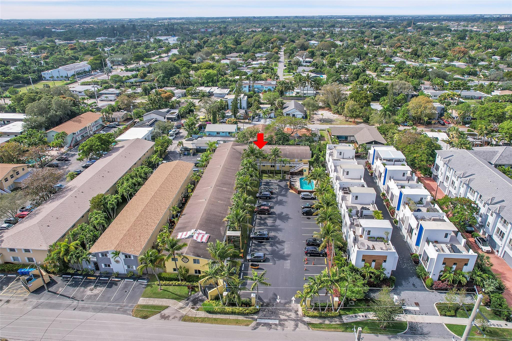 2655 NE 8th Avenue 210
