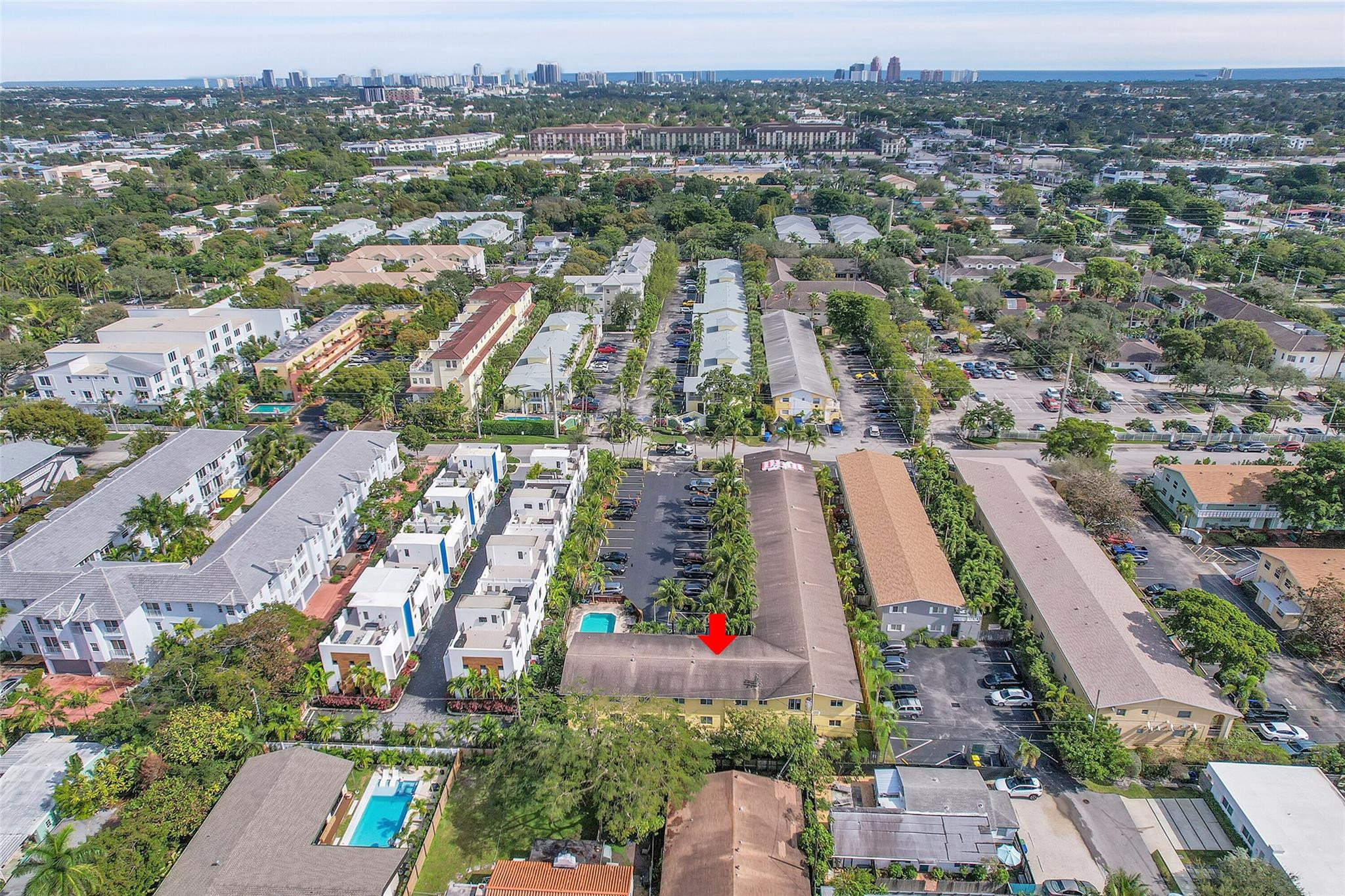 2655 NE 8th Avenue 210
