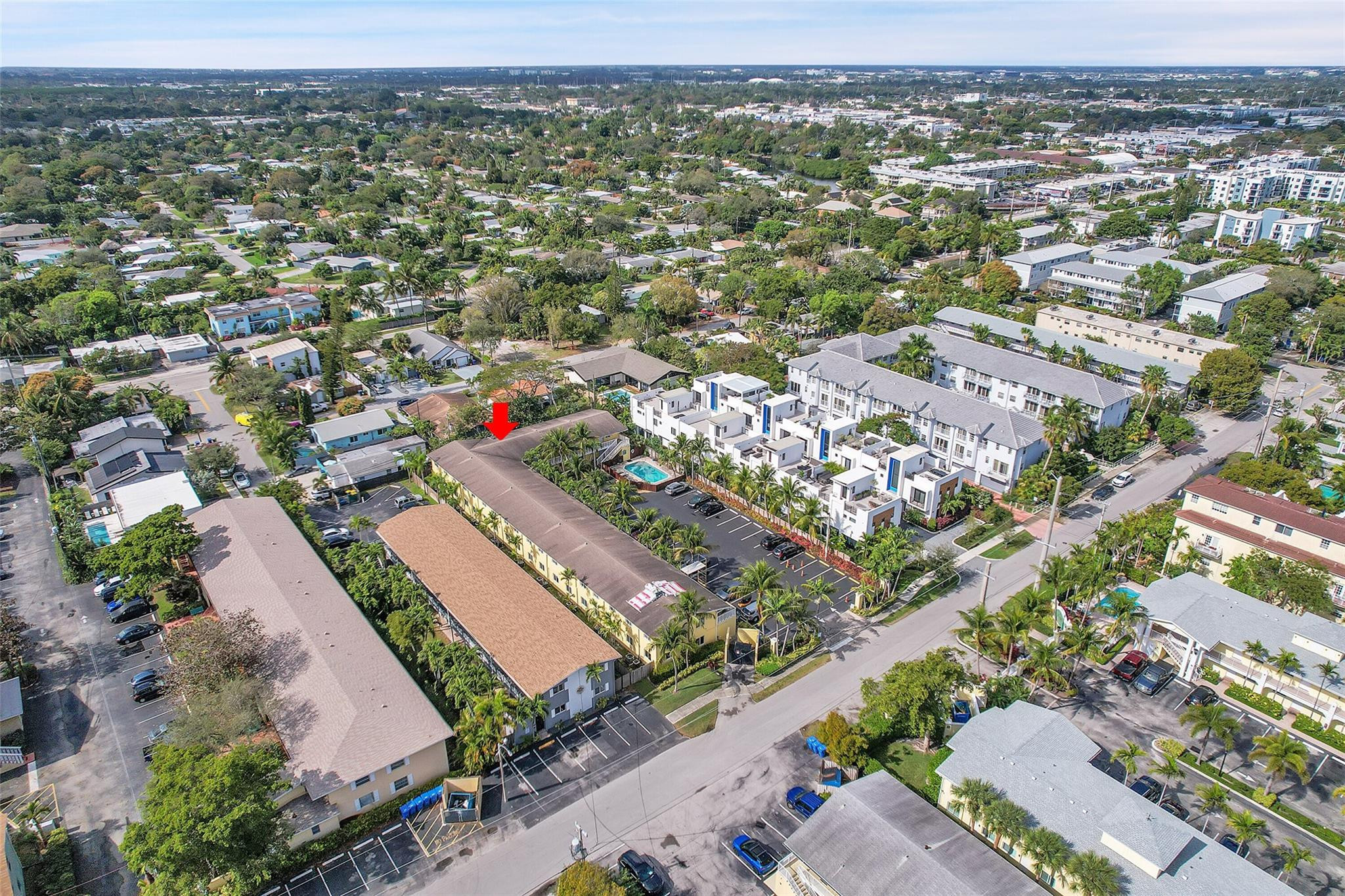 2655 NE 8th Avenue 210