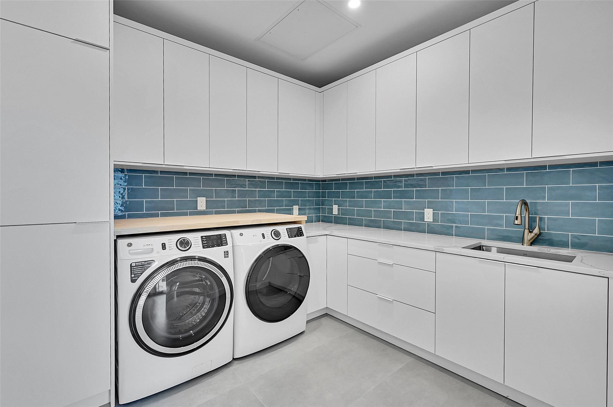 1318 SE 13th Terrace