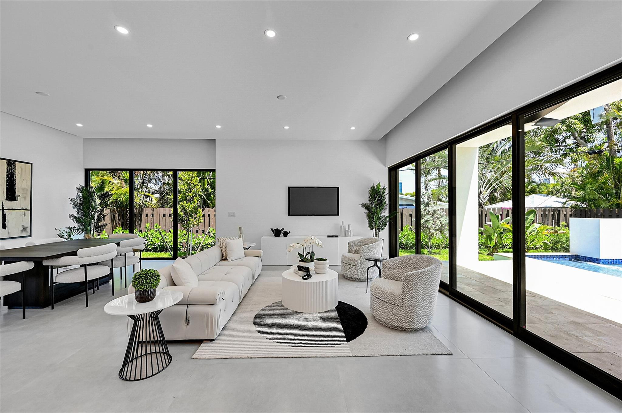 1318 SE 13th Terrace