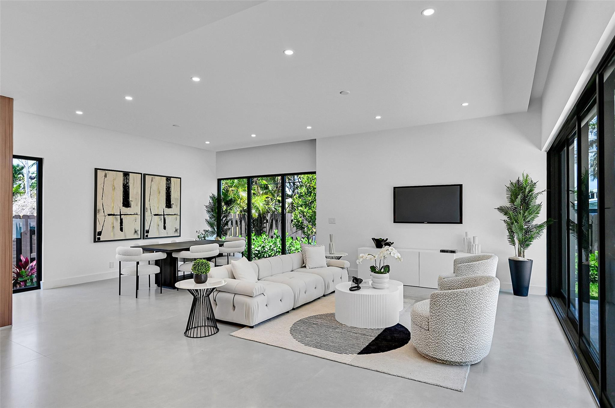 1318 SE 13th Terrace