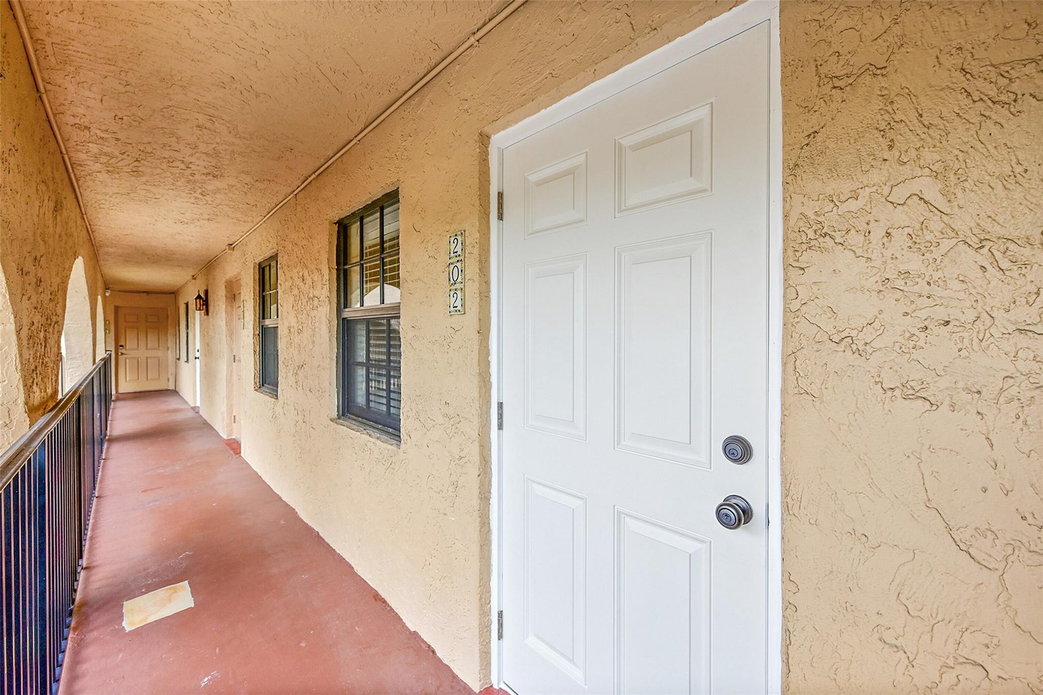905 NE 28th Street 202