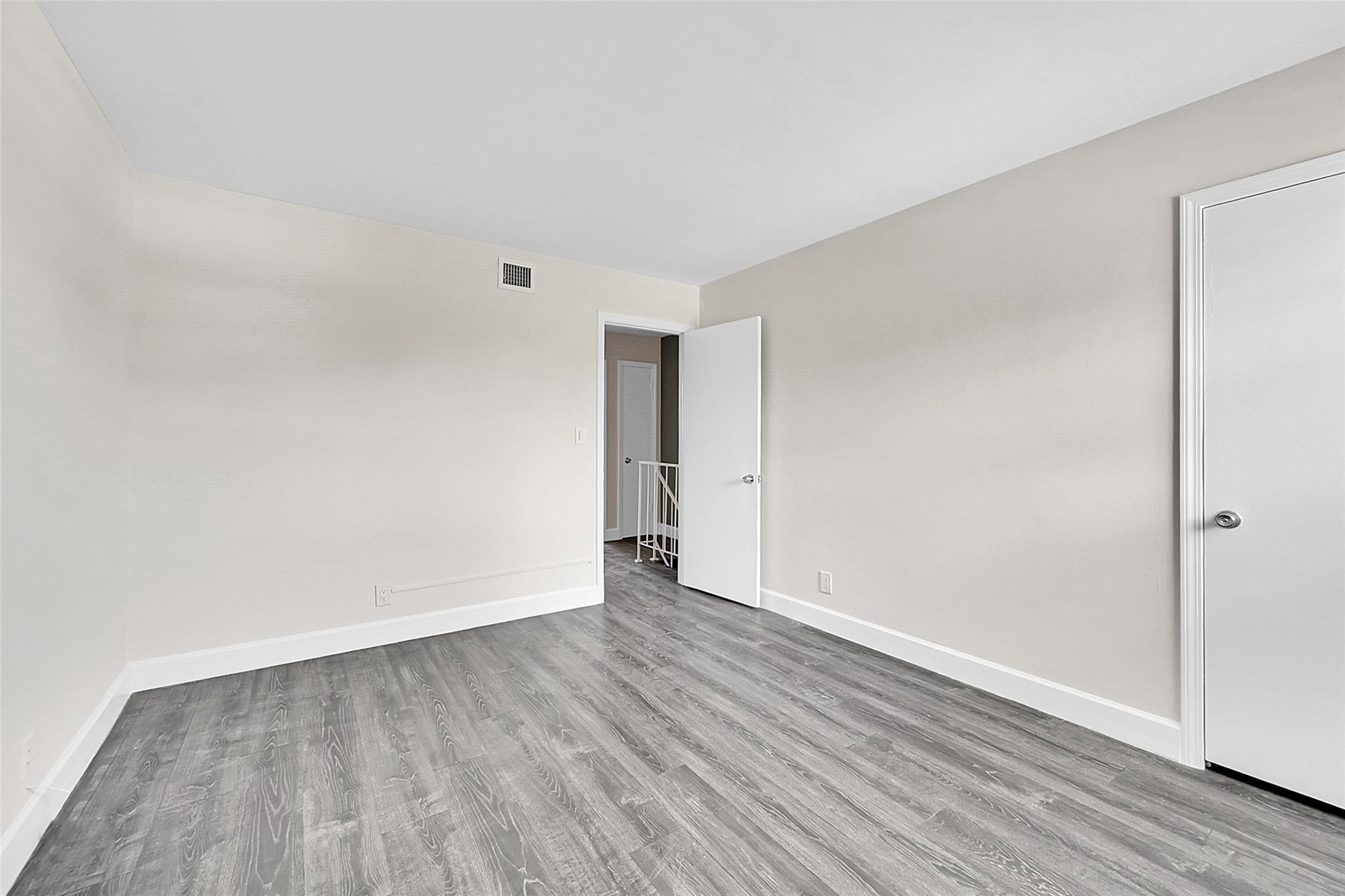 905 NE 28th Street 202