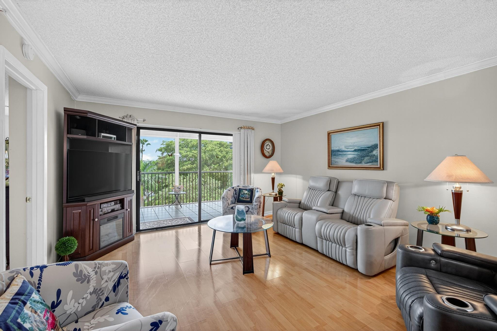 2205 S Cypress Bend Drive 505