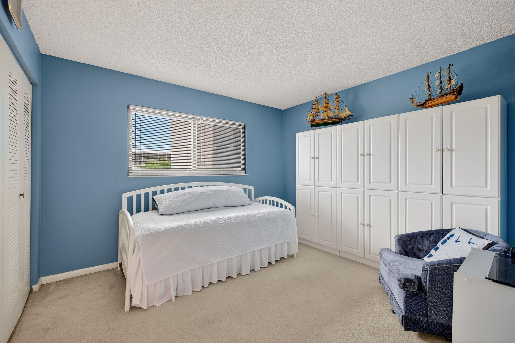 2205 S Cypress Bend Drive 505